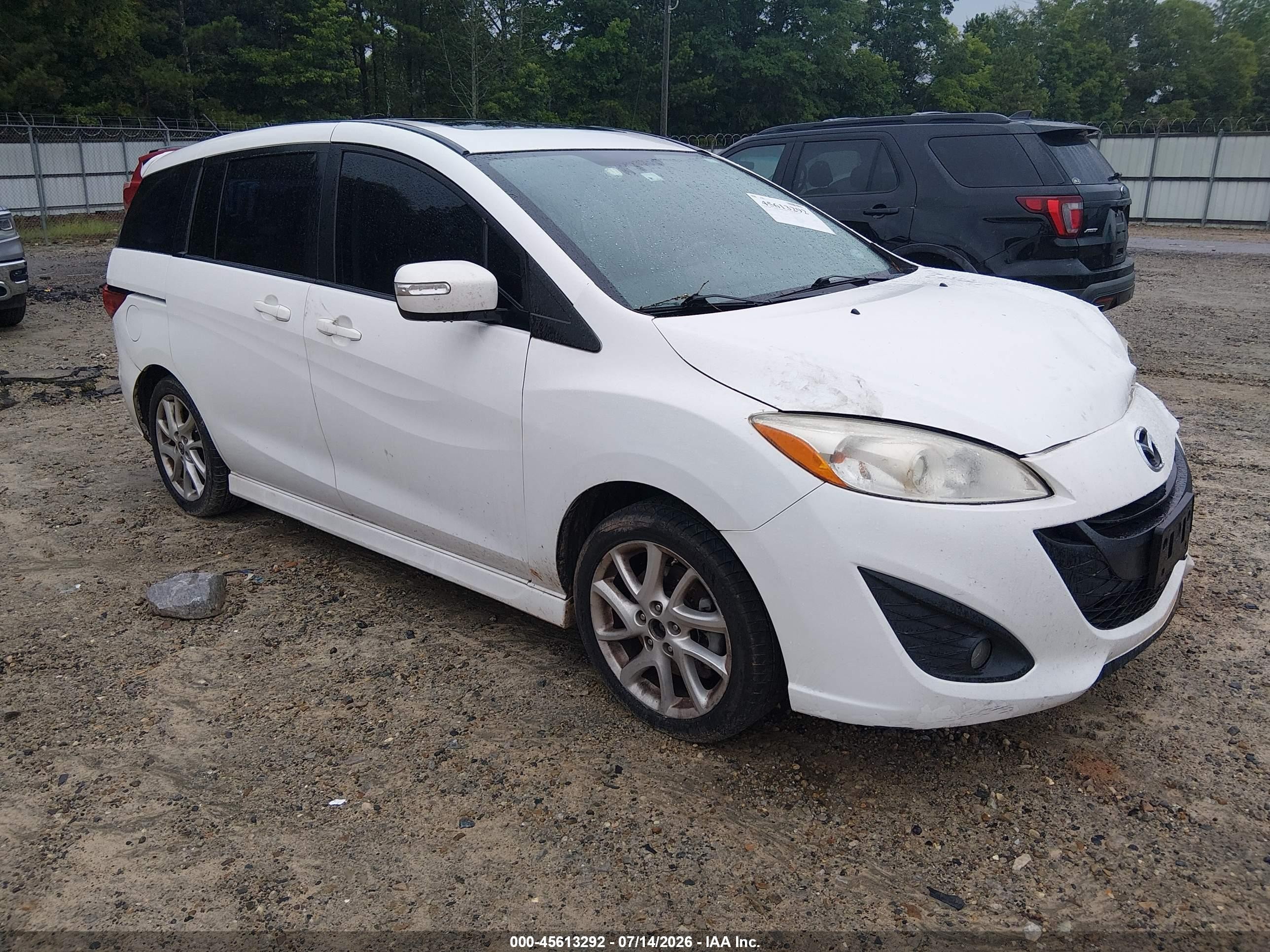 2013 Mazda 5 Grand Touring, VIN JM1CW2DL8D0155056 — Front end