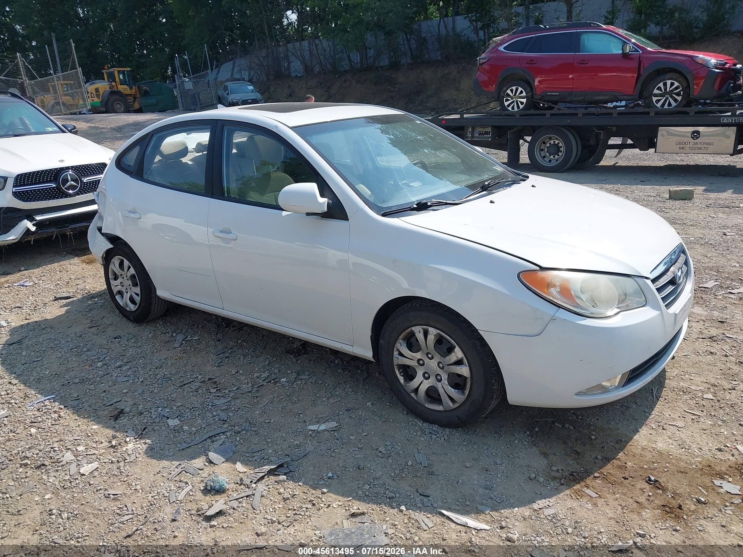 2009 Hyundai Elantra GLS, VIN KMHDU46D69U726972 — Rear end