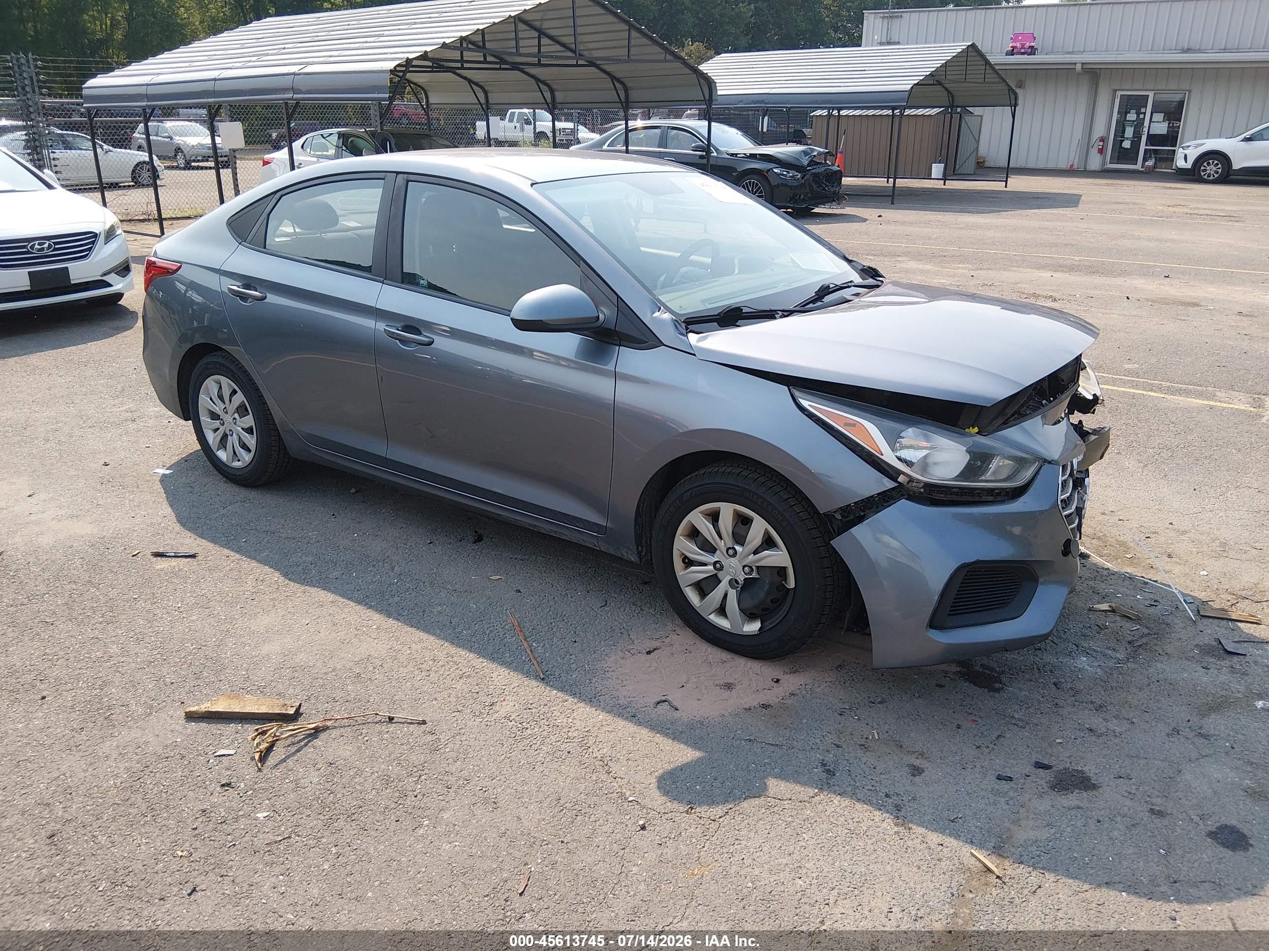 2020 Hyundai Accent SE, VIN 3KPC24A64LE106285 — Front end