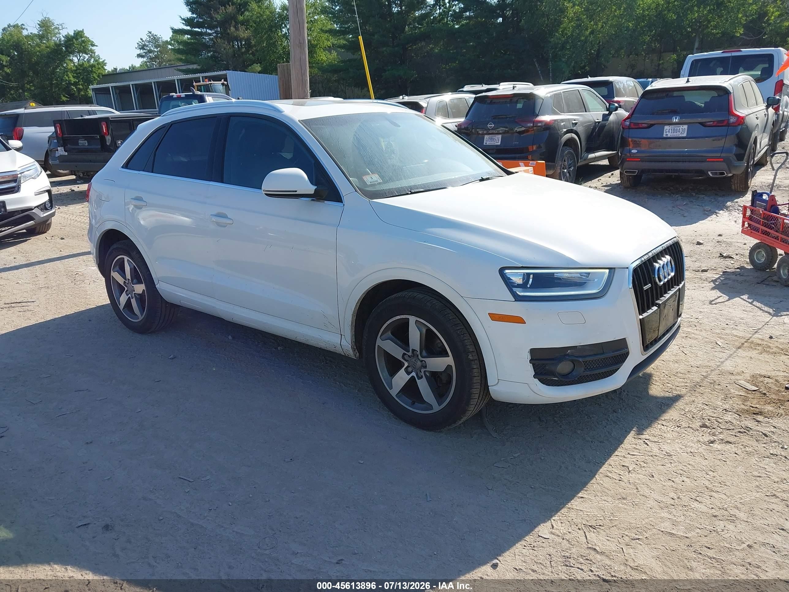 2015 Audi Q3 Premium Plus, VIN WA1EFCFS9FR003718 — Обычный износ