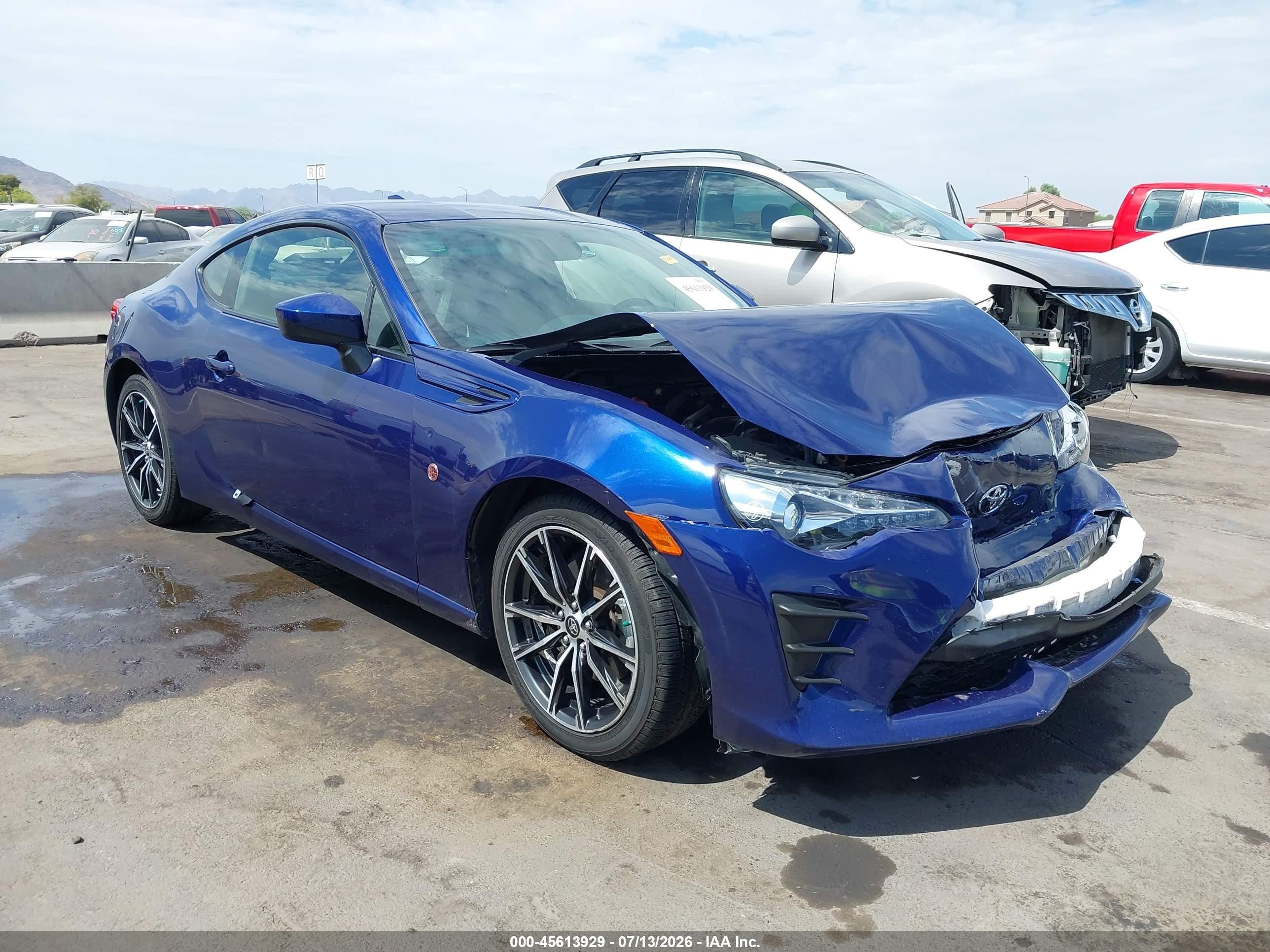 2017 Toyota 86, VIN JF1ZNAA16H9703668 — Front end