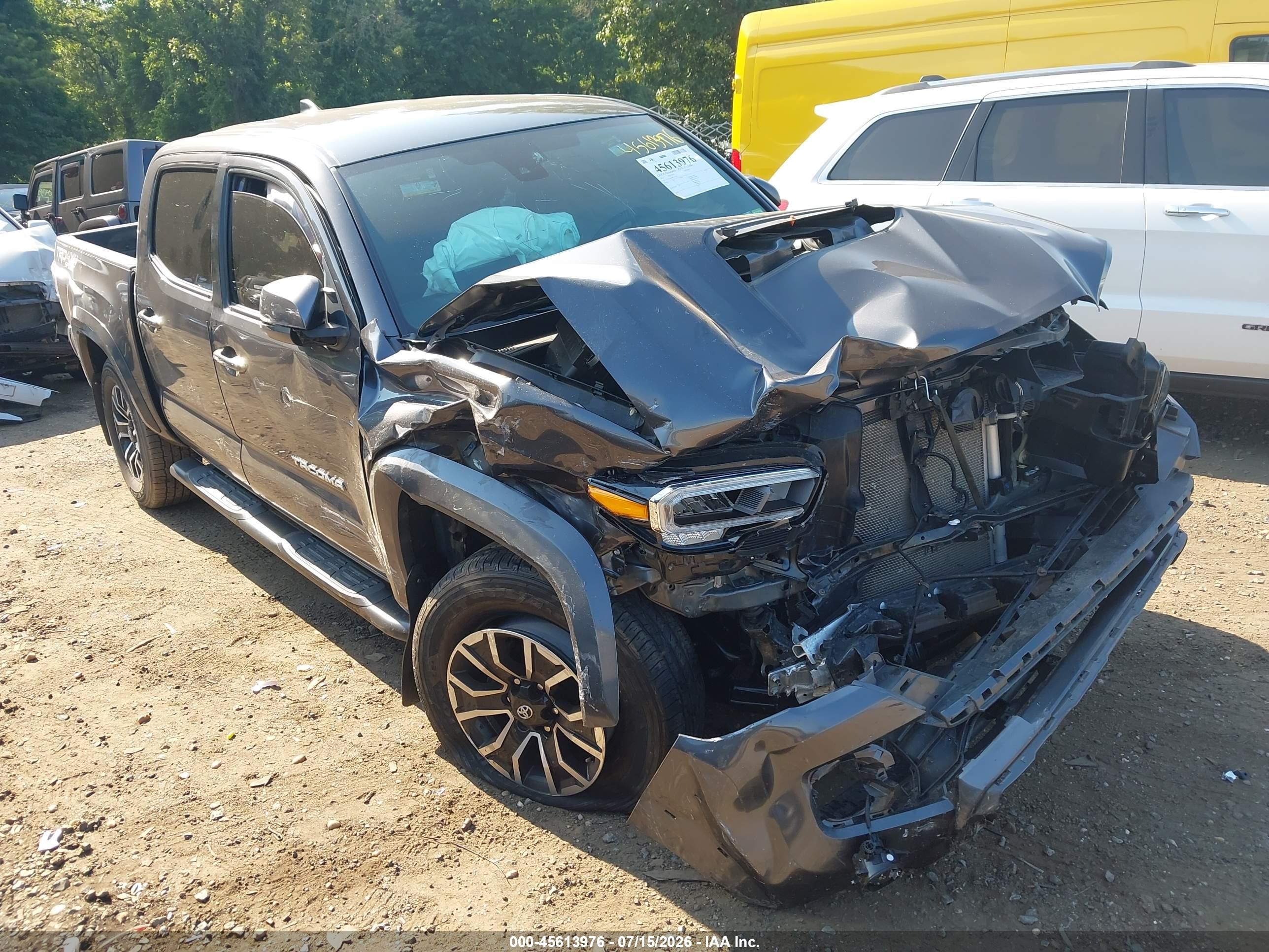 2023 Toyota Tacoma TRD Off Road, VIN 3TYCZ5AN4PT175700 — Front end