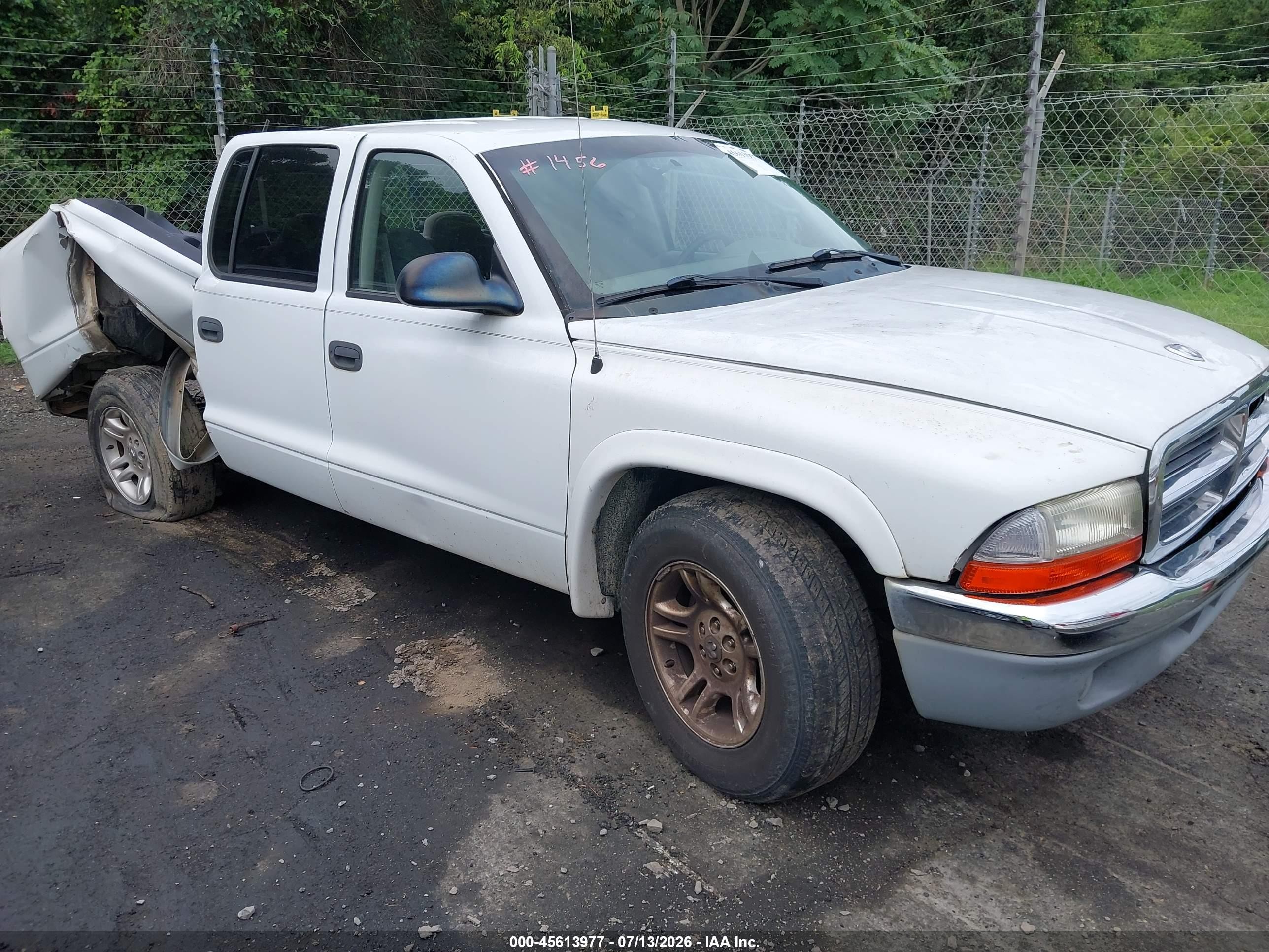 2003 Dodge Dakota SLT, VIN 1D7HL48X93S295875 — Rear end