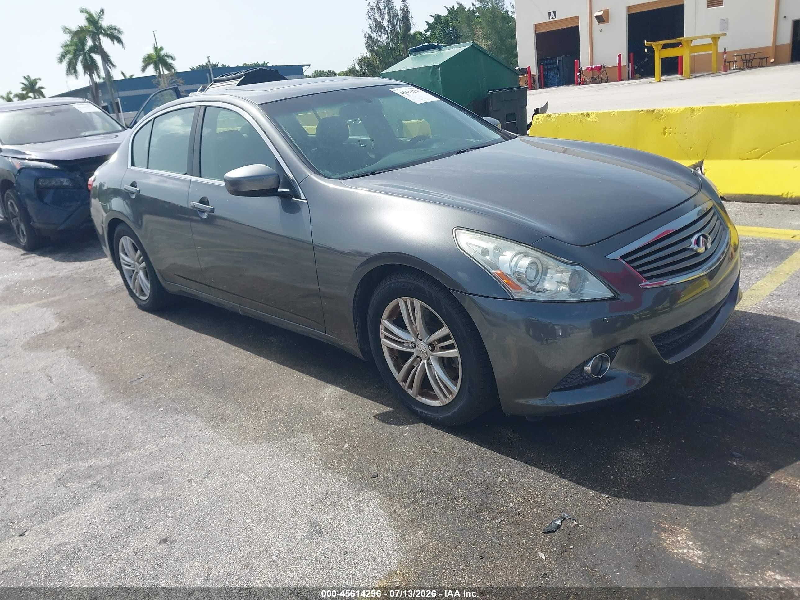 2015 Infiniti Q40, VIN JN1CV6AP5FM503668 — Normal wear