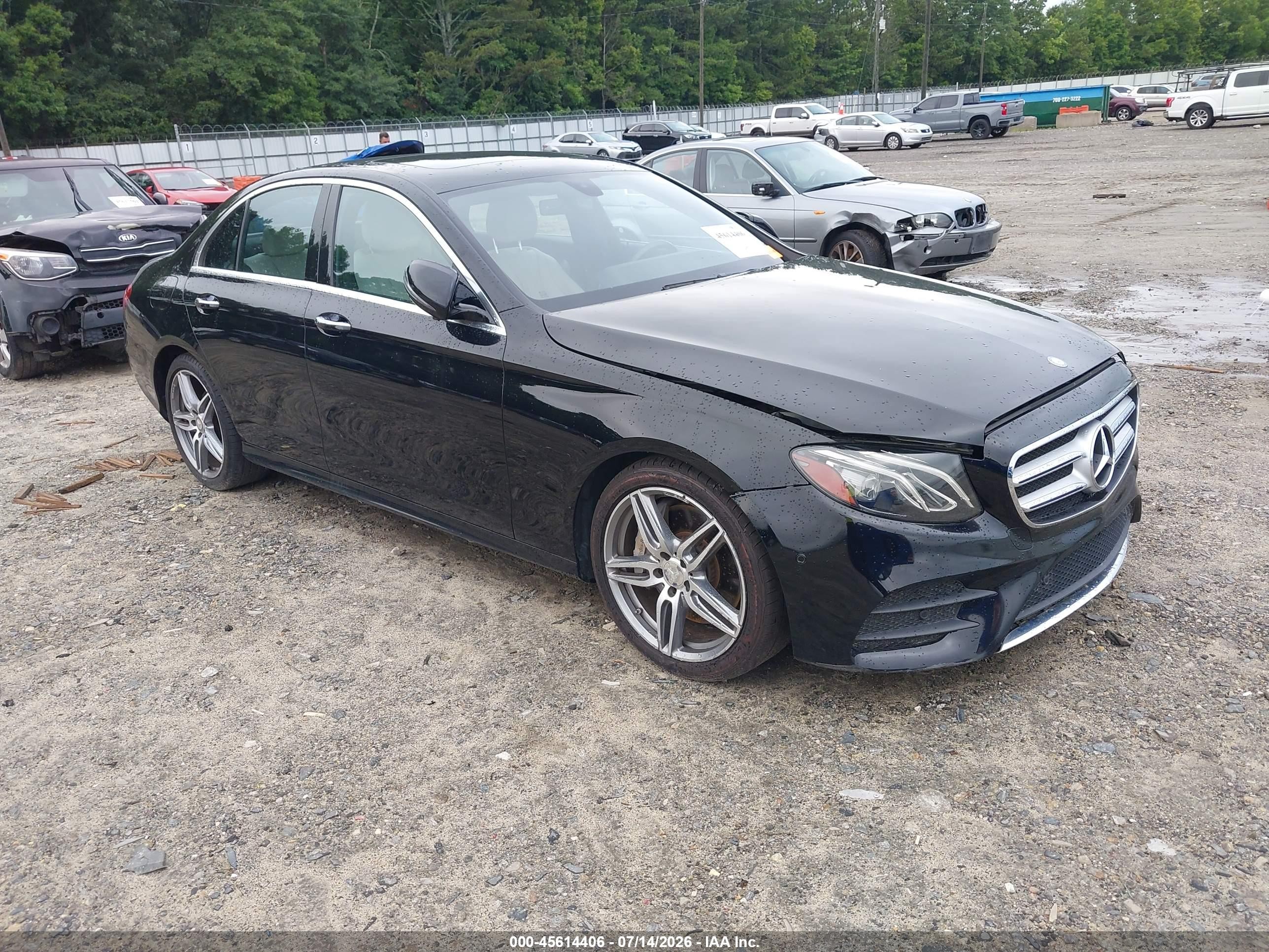 2017 Mercedes-Benz E 300 Luxury, VIN WDDZF4JB7HA114229 — Fresh water flood