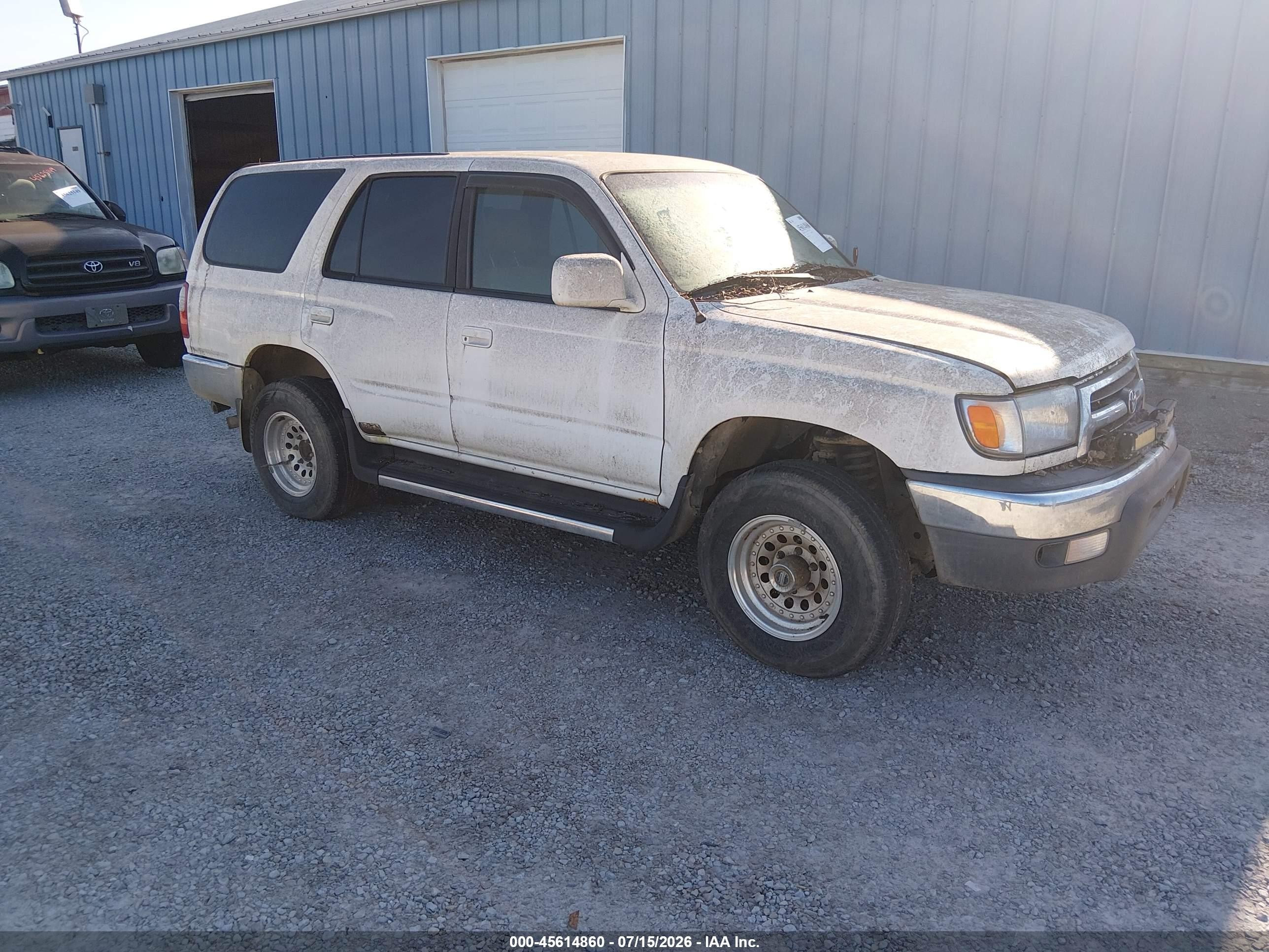 1999 Toyota 4Runner SR5, VIN JT3GN86R5X0129418 — Normal wear