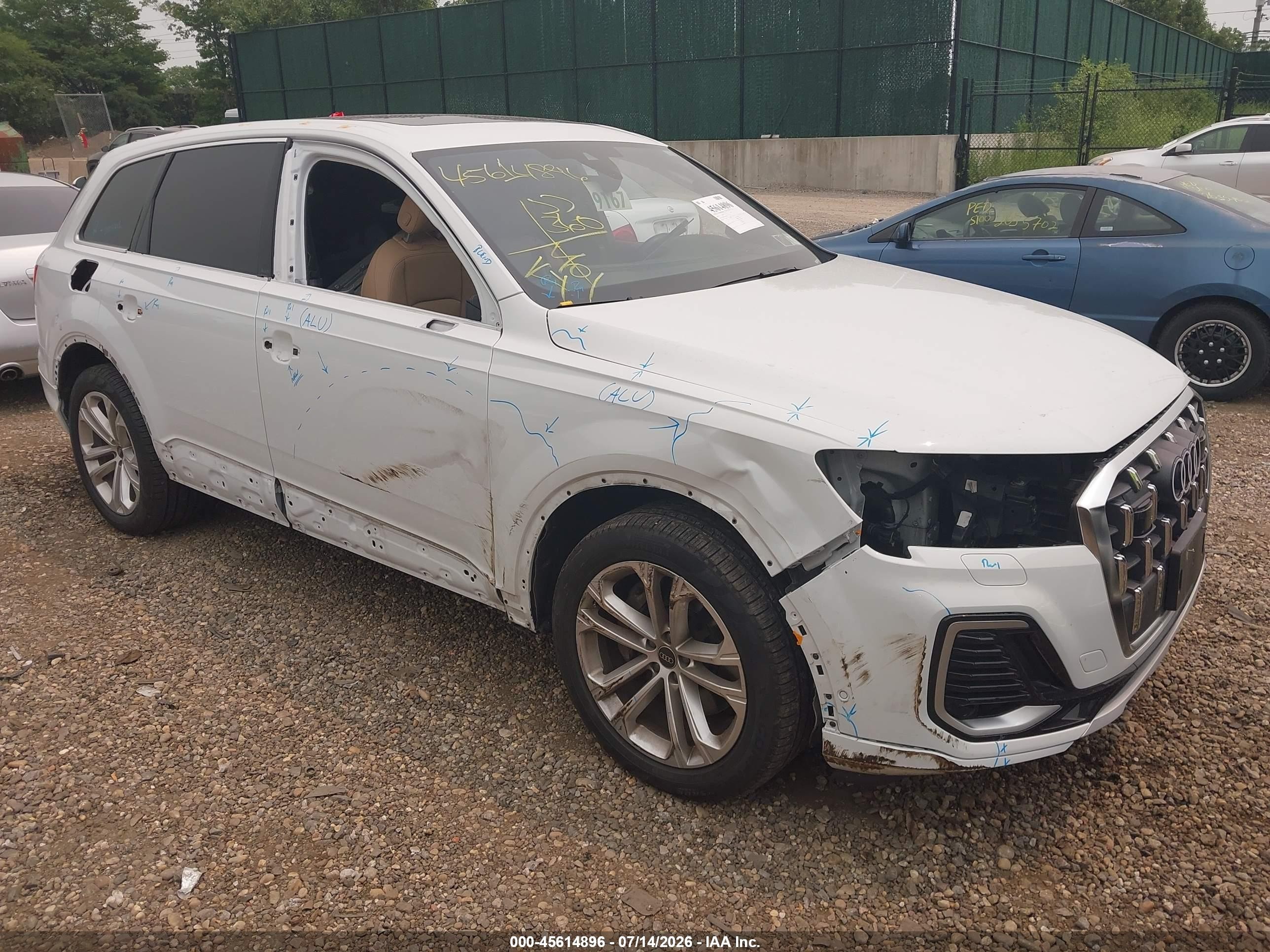 2025 Audi Q7 Premium Plus, VIN WA1LCBF72SD000558 — All over