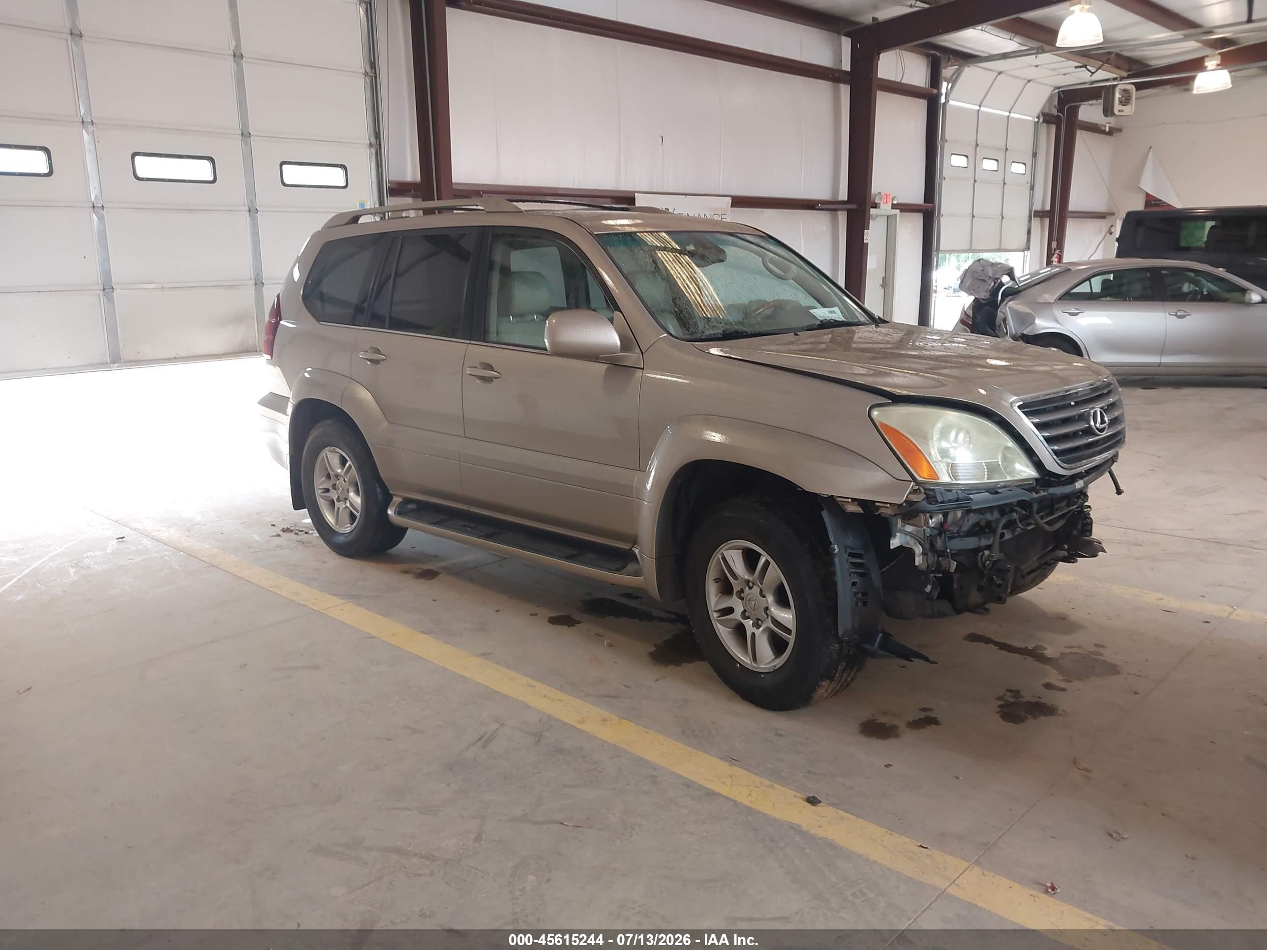 2005 Lexus GX 470, VIN JTJBT20X650070065 — Перед