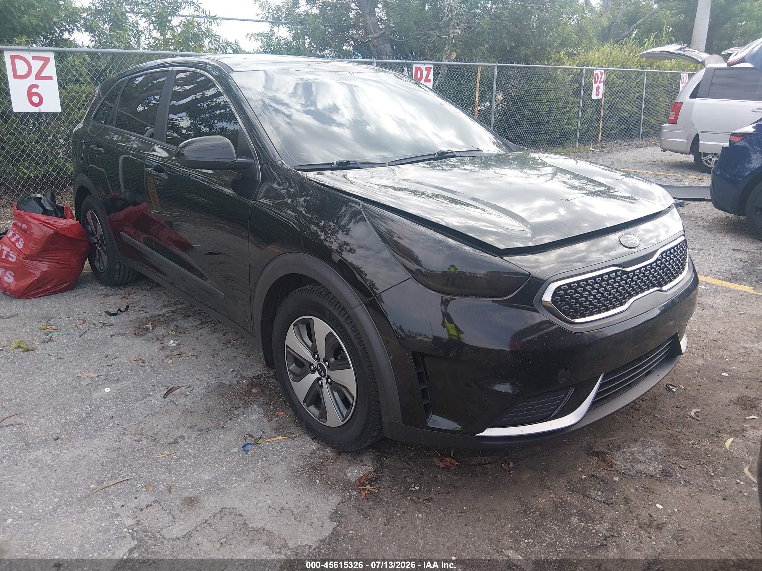 2017 Kia Niro LX, VIN KNDCB3LC5H5066511 — Rear end