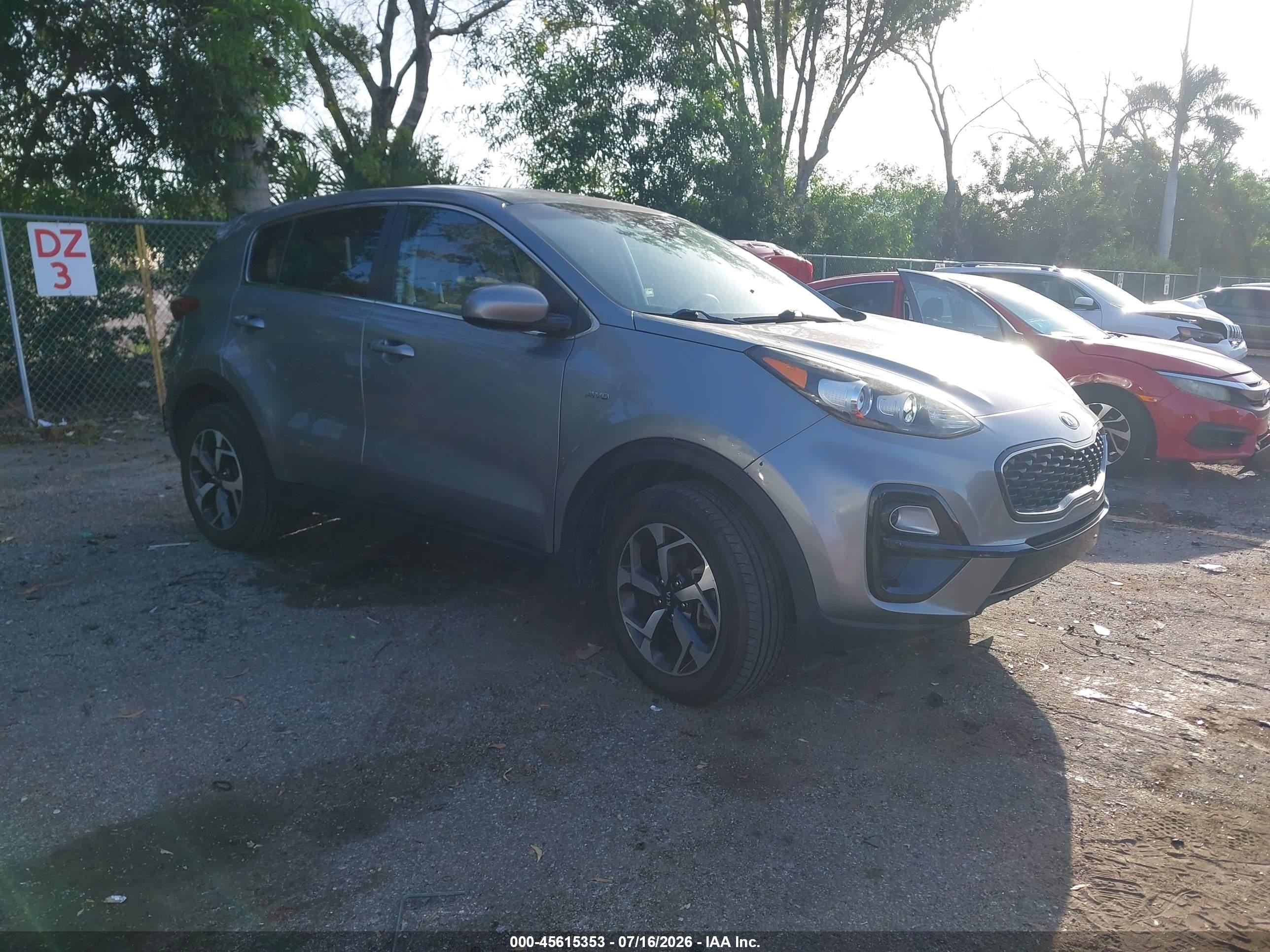 2020 Kia Sportage LX, VIN KNDPMCAC9L7776006 — Rear end