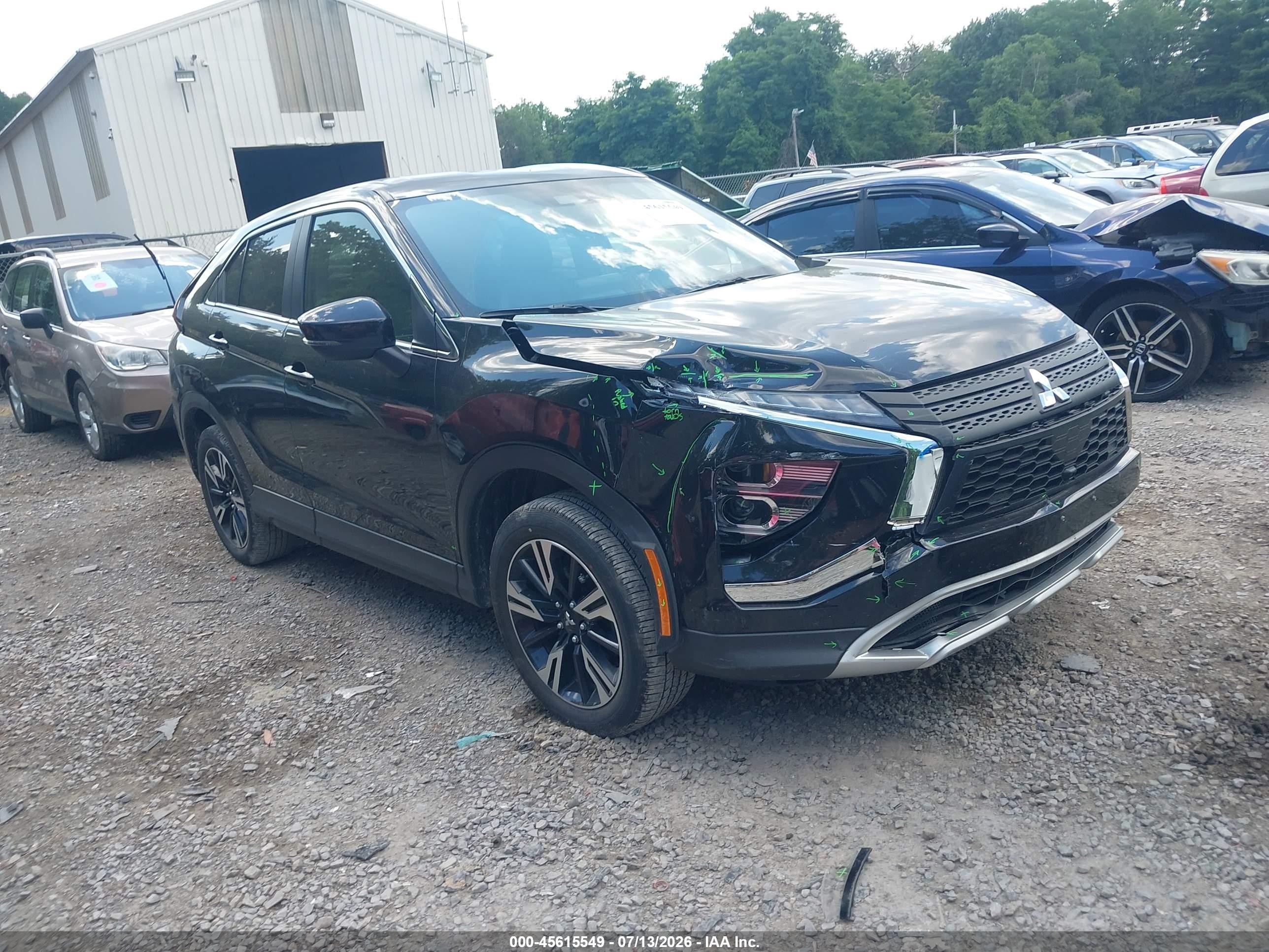 2024 Mitsubishi Eclipse Cross SE, VIN JA4ATWAA4RZ046066 — Front end