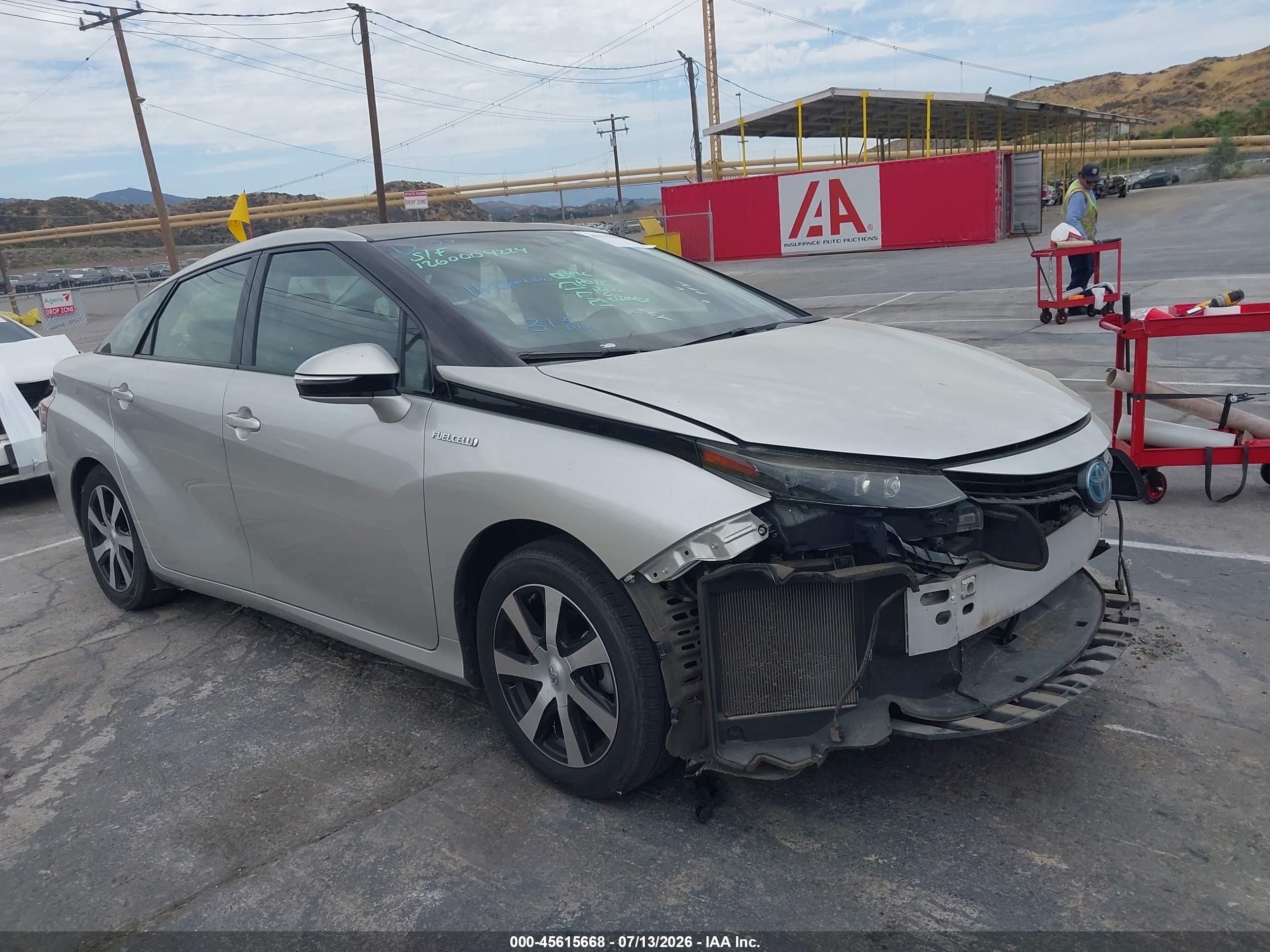 2018 Toyota Mirai, VIN JTDBVRBD4JA005230 — Бок