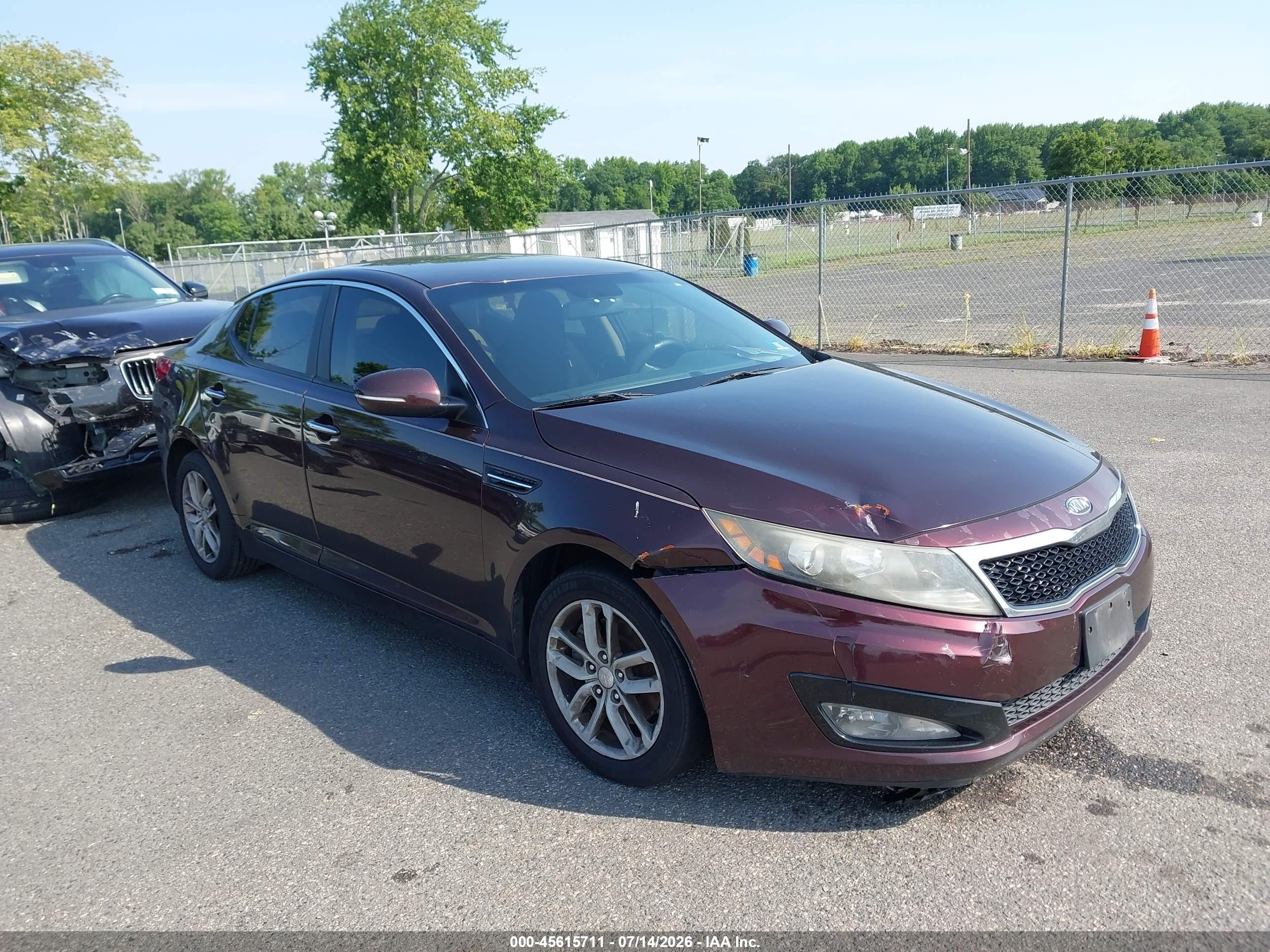 2012 Kia Optima LX, VIN 5XXGM4A74CG008899 — Front end