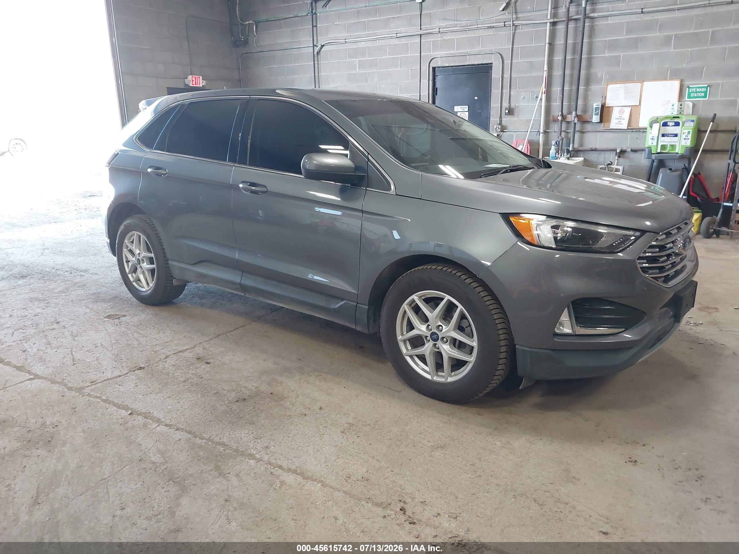 2022 Ford Edge SEL, VIN 2FMPK4J91NBA50176 — Normal wear