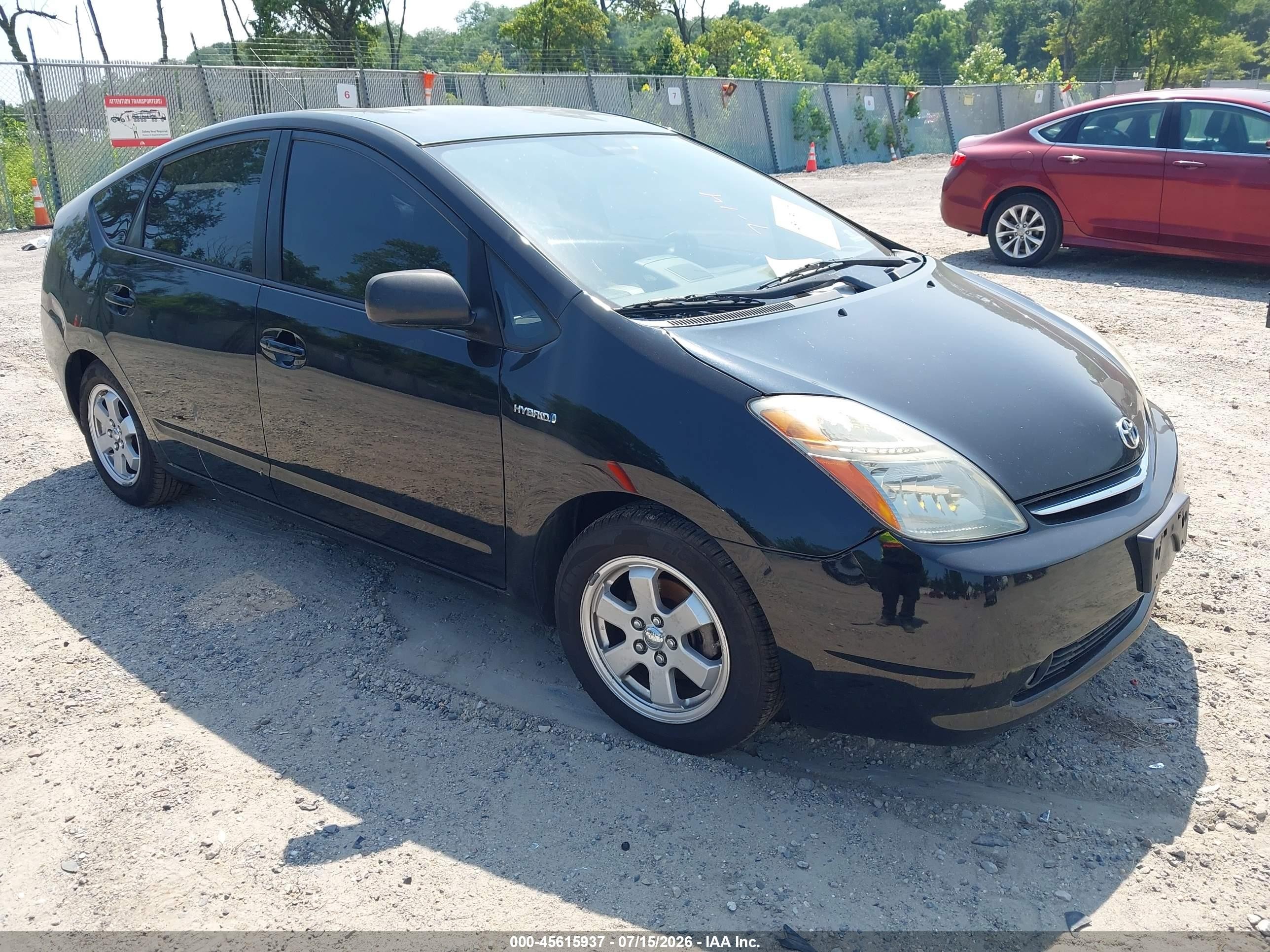 2008 Toyota Prius, VIN JTDKB20U987795294 — Front end