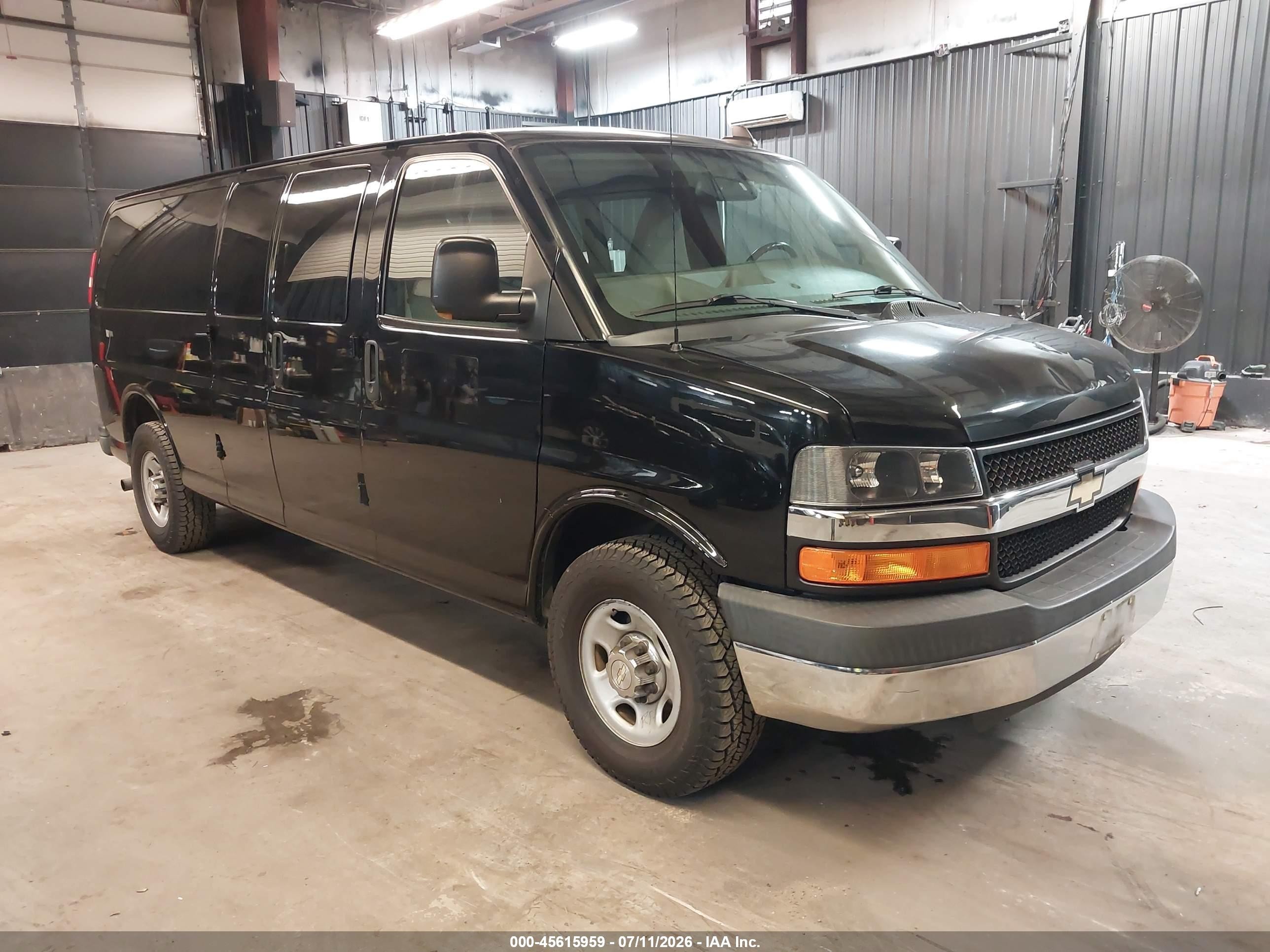 2016 Chevrolet Express Passenger LT, VIN 1GAZGPFF2G1282159 — Rear end