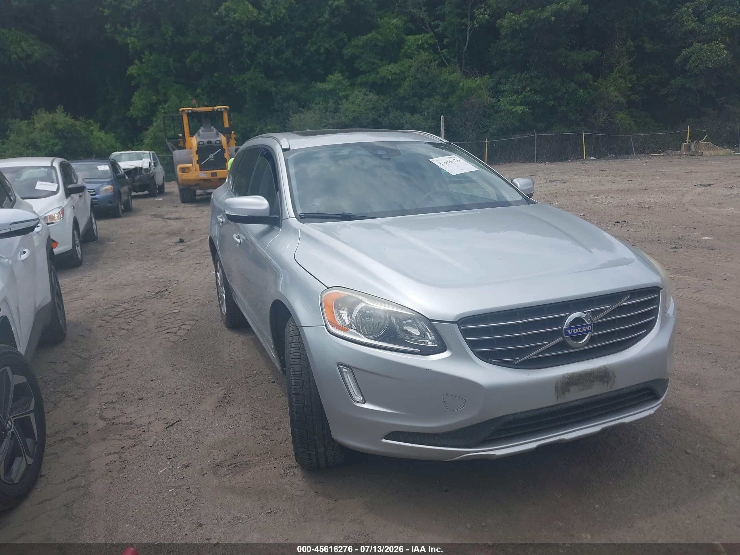 2015 Volvo XC60 Platinum, VIN YV4940RD3F2599729 — Normal wear
