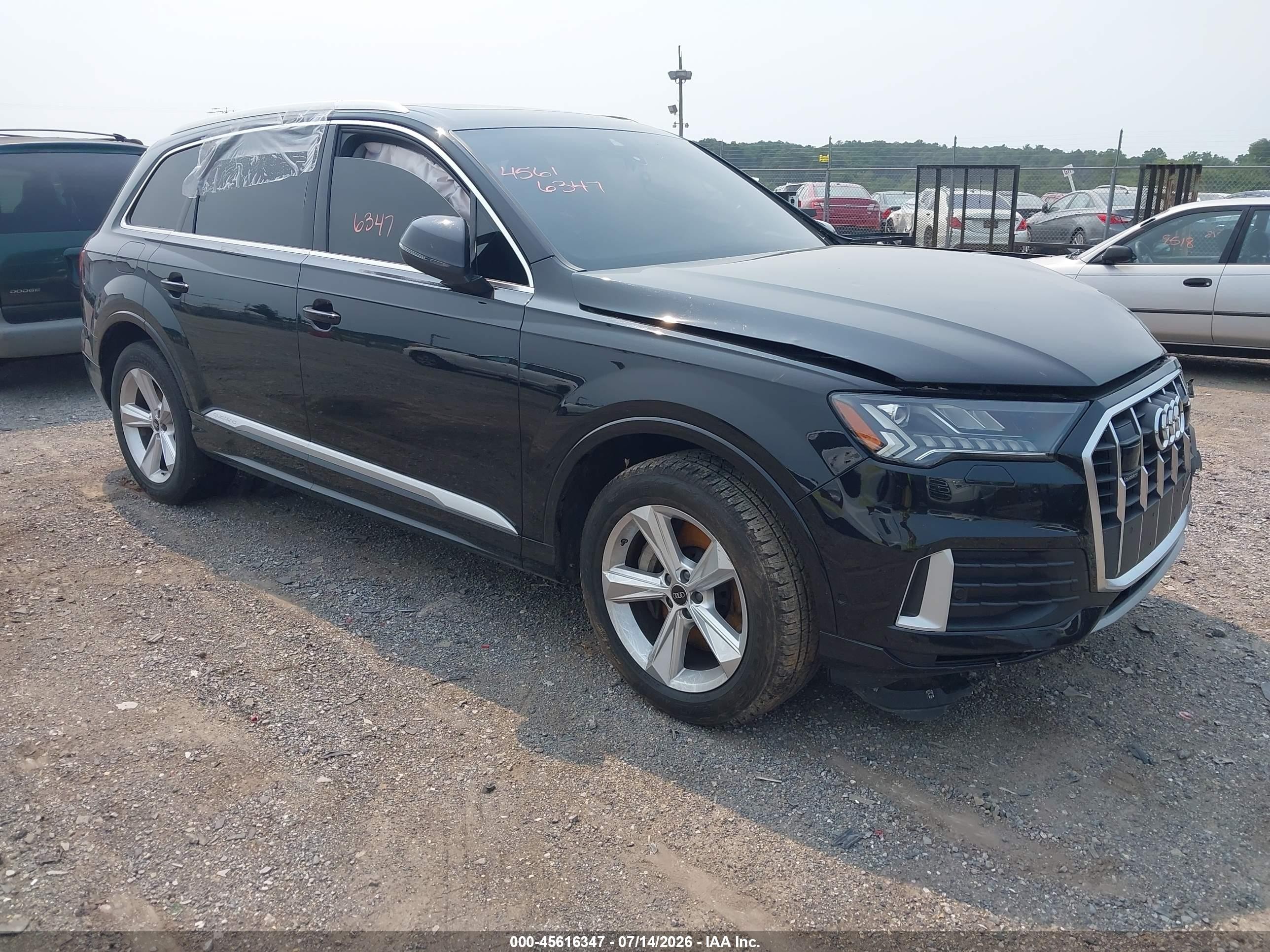 2024 Audi Q7 Premium Plus, VIN WA1LCBF74RD005822 — Перед