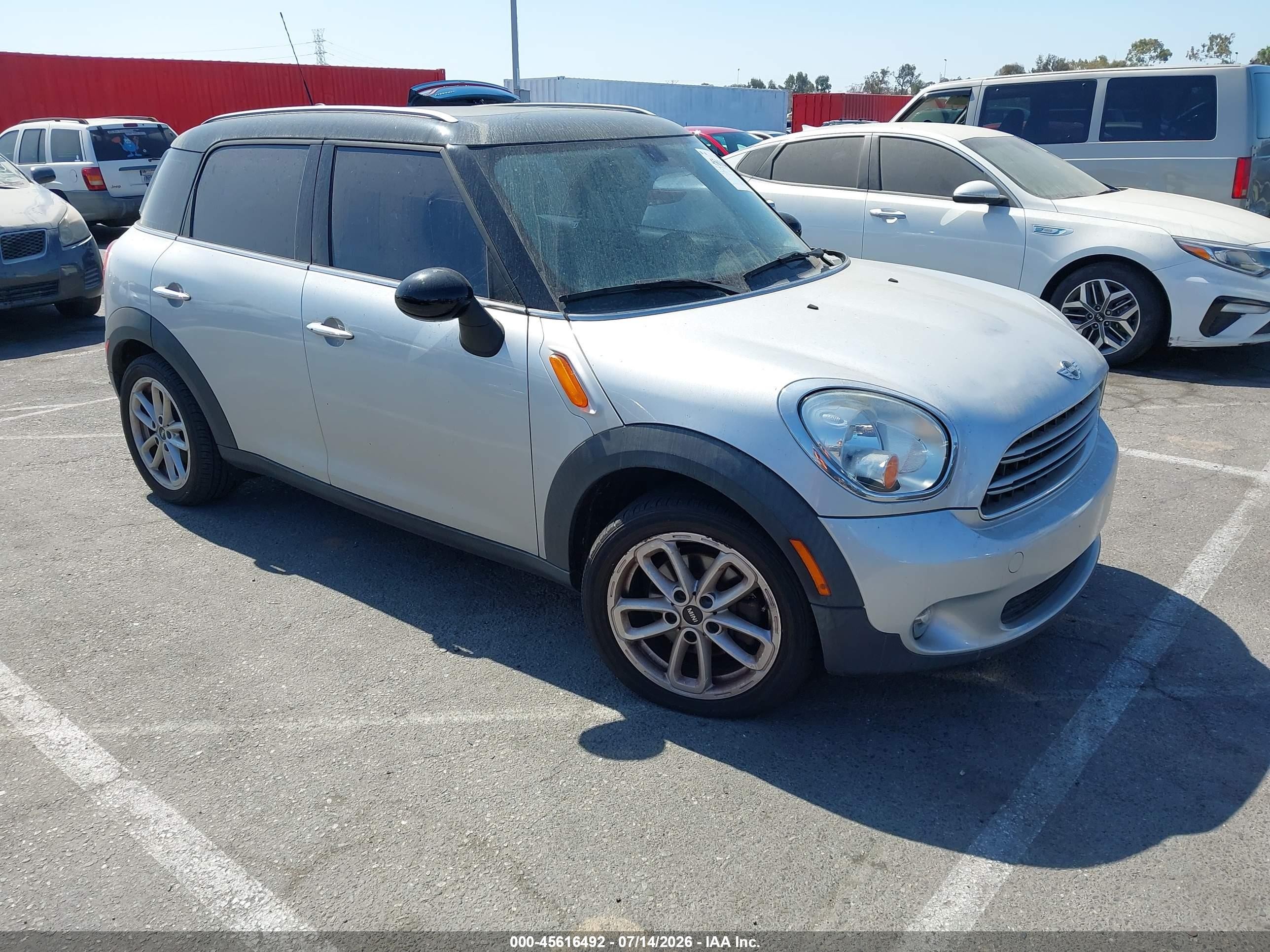 2015 MINI Countryman, VIN WMWZB3C57FWR45167 — Normal wear