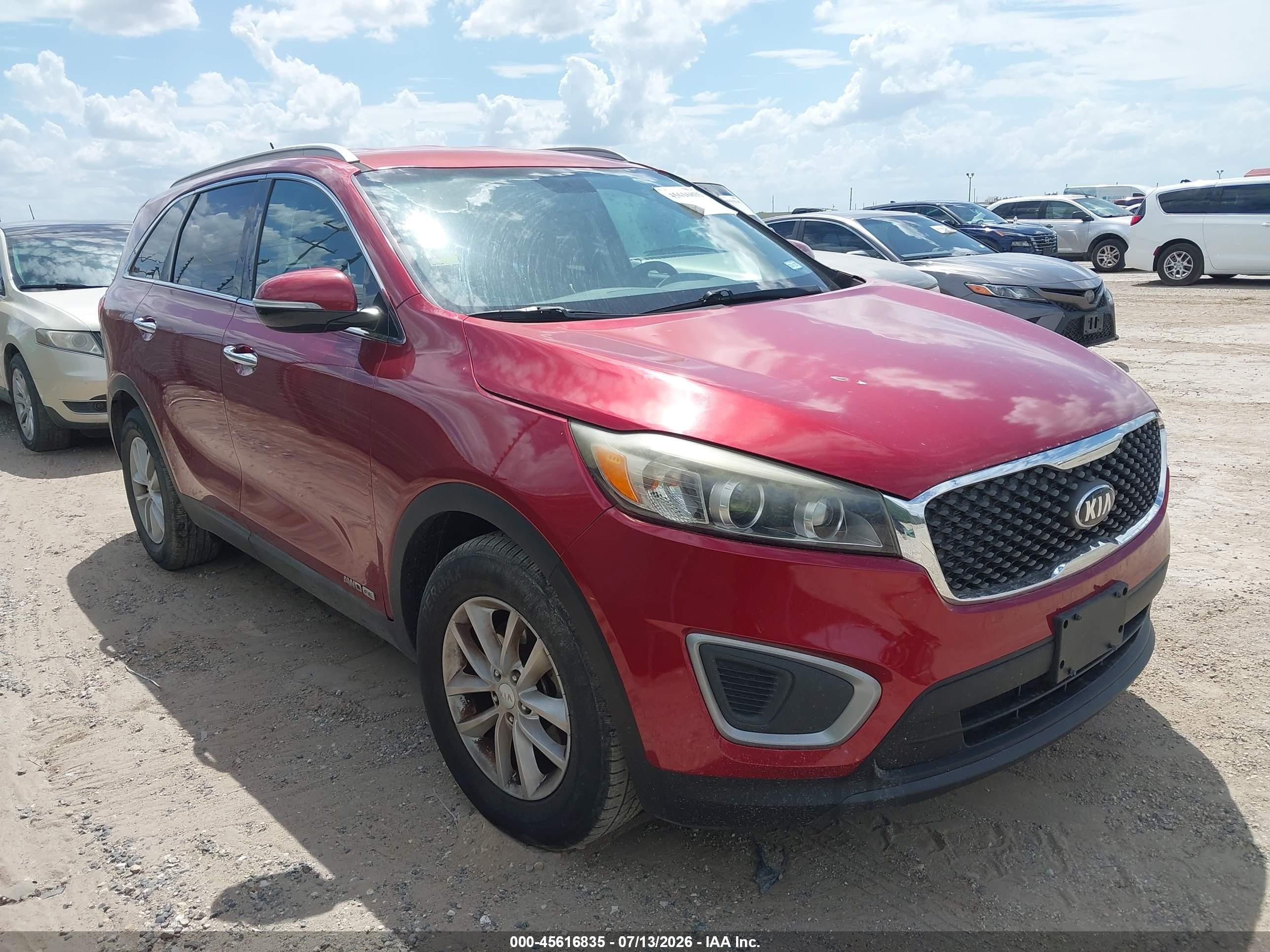 2016 Kia Sorento LX, VIN 5XYPGDA52GG176211 — Normal wear
