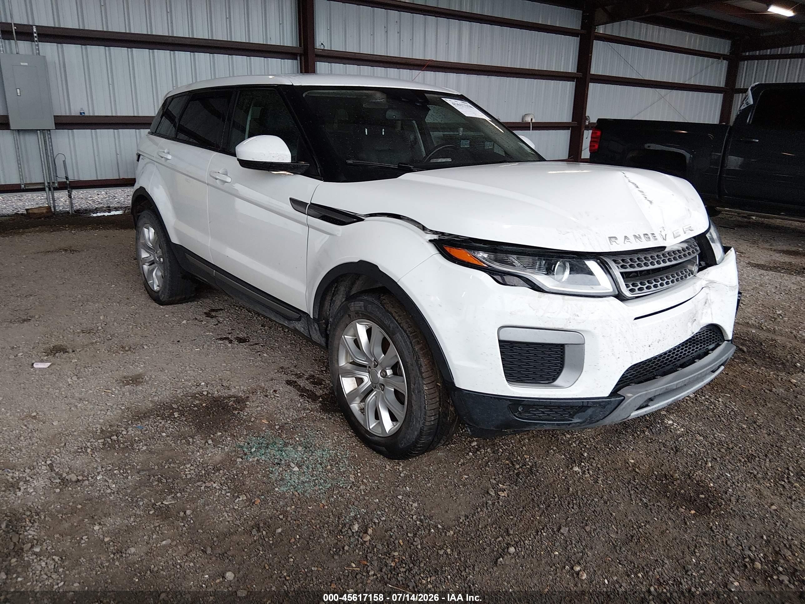 2017 Land Rover Range Rover Evoque SE, VIN SALVP2BG8HH204199 — Front end