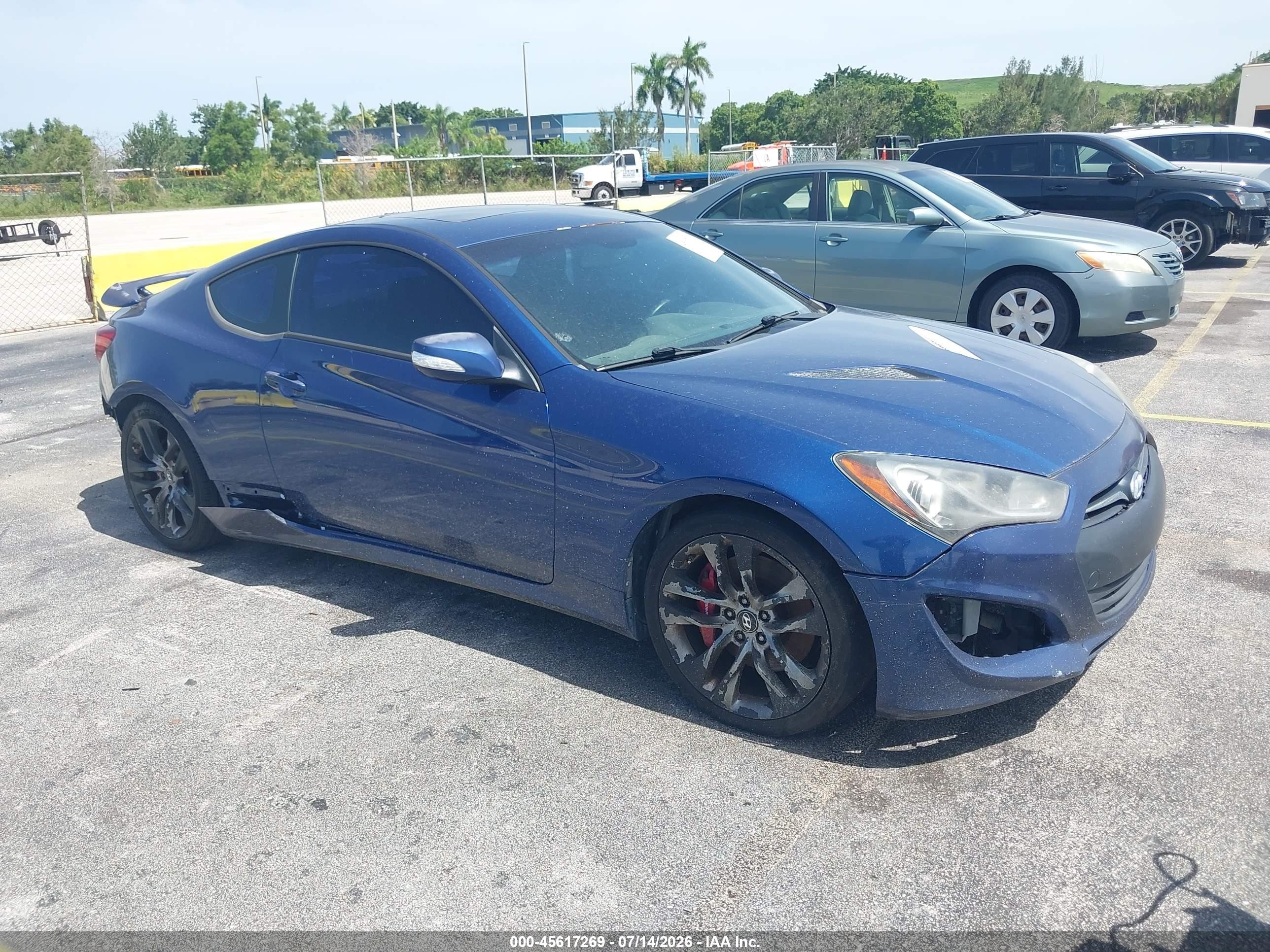 2015 Hyundai Genesis Coupe Ultimate, VIN KMHHU6KJ5FU130238 — Normal wear