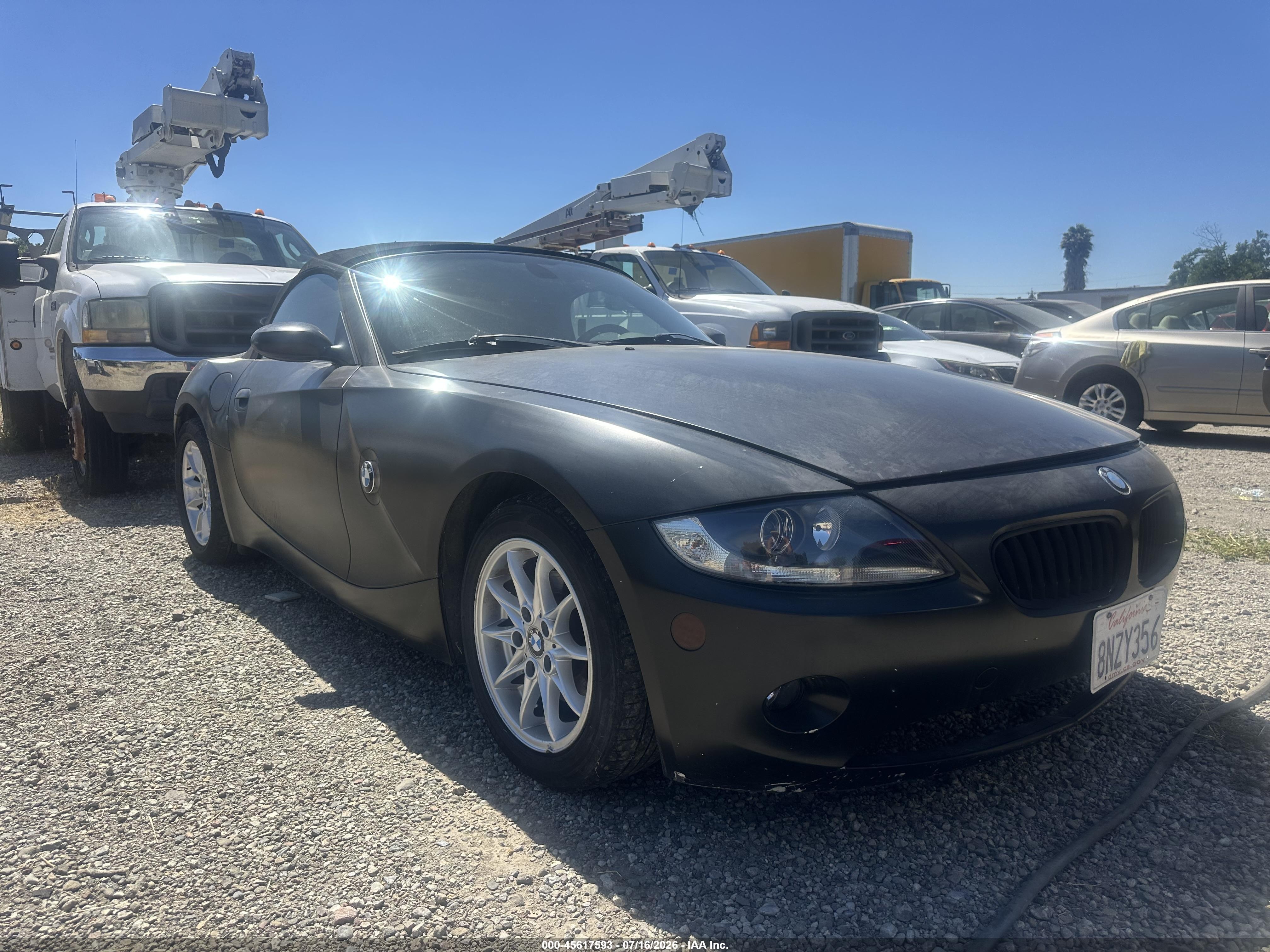 2005 BMW Z4 2.5i, VIN 4USBT33525LR71333 — Electrical