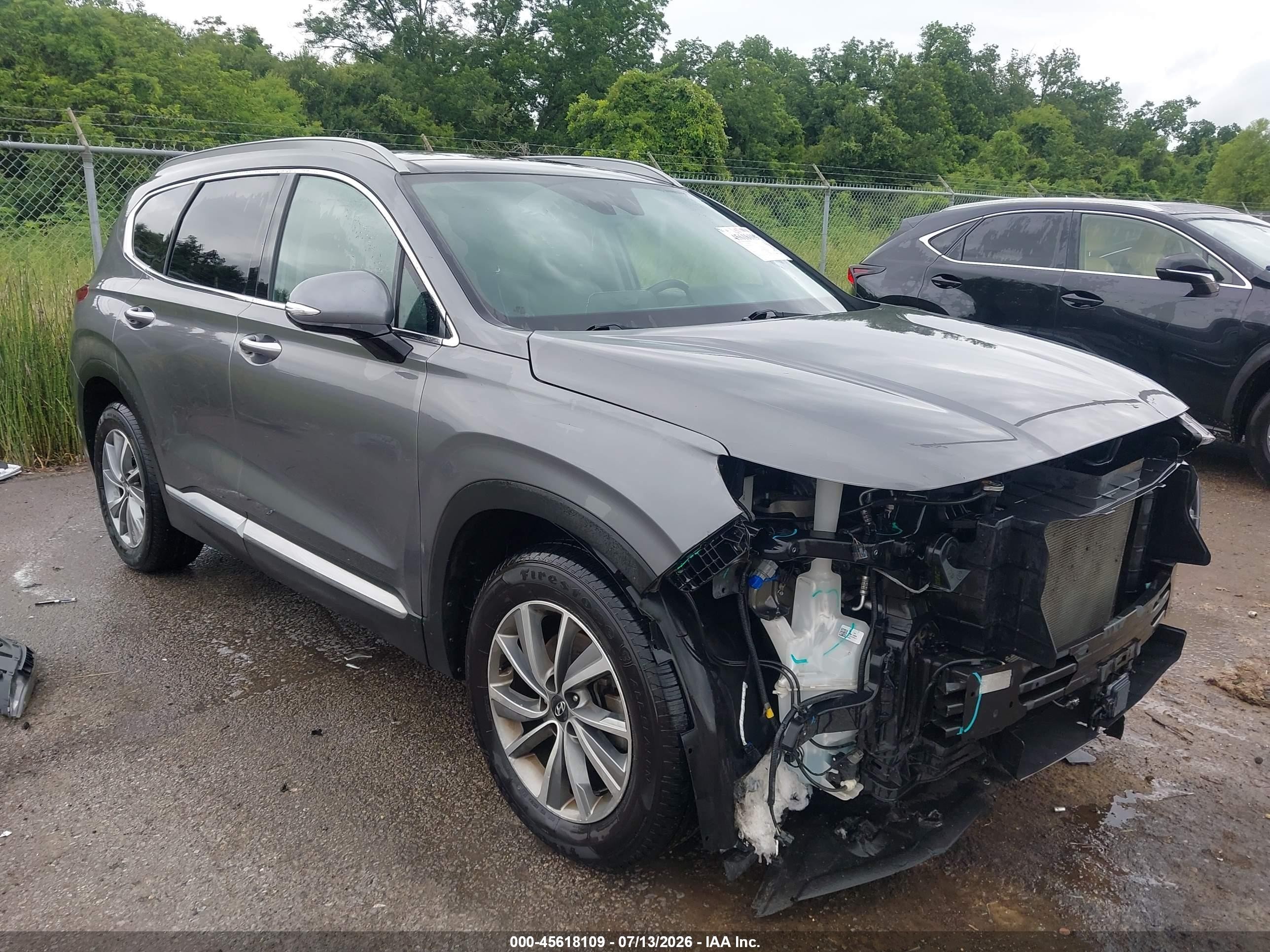 2019 Hyundai Santa Fe Ultimate, VIN 5NMS53AD0KH127170 — Front end
