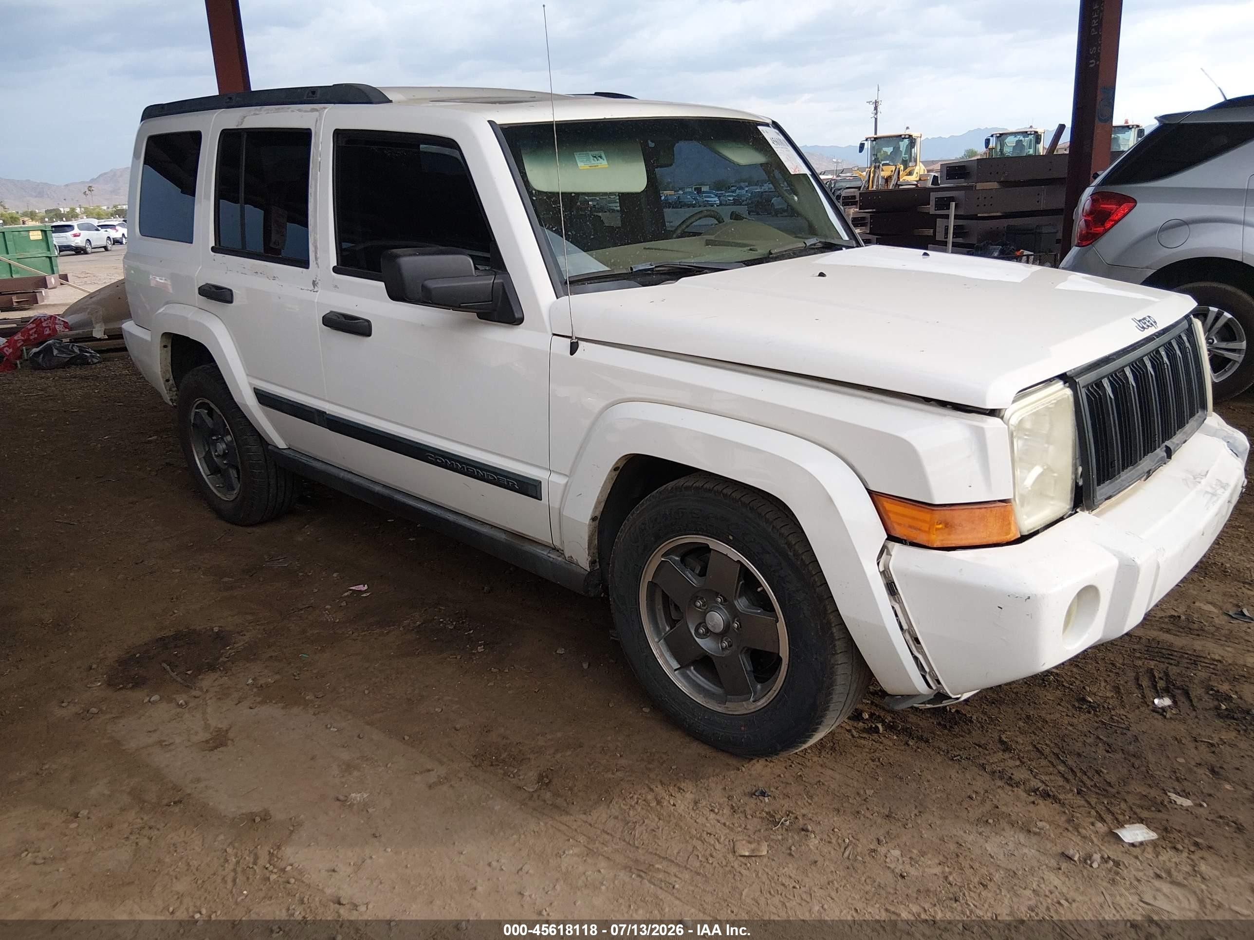 2006 Jeep Commander, VIN 1J8HH48N26C130123 — Front end