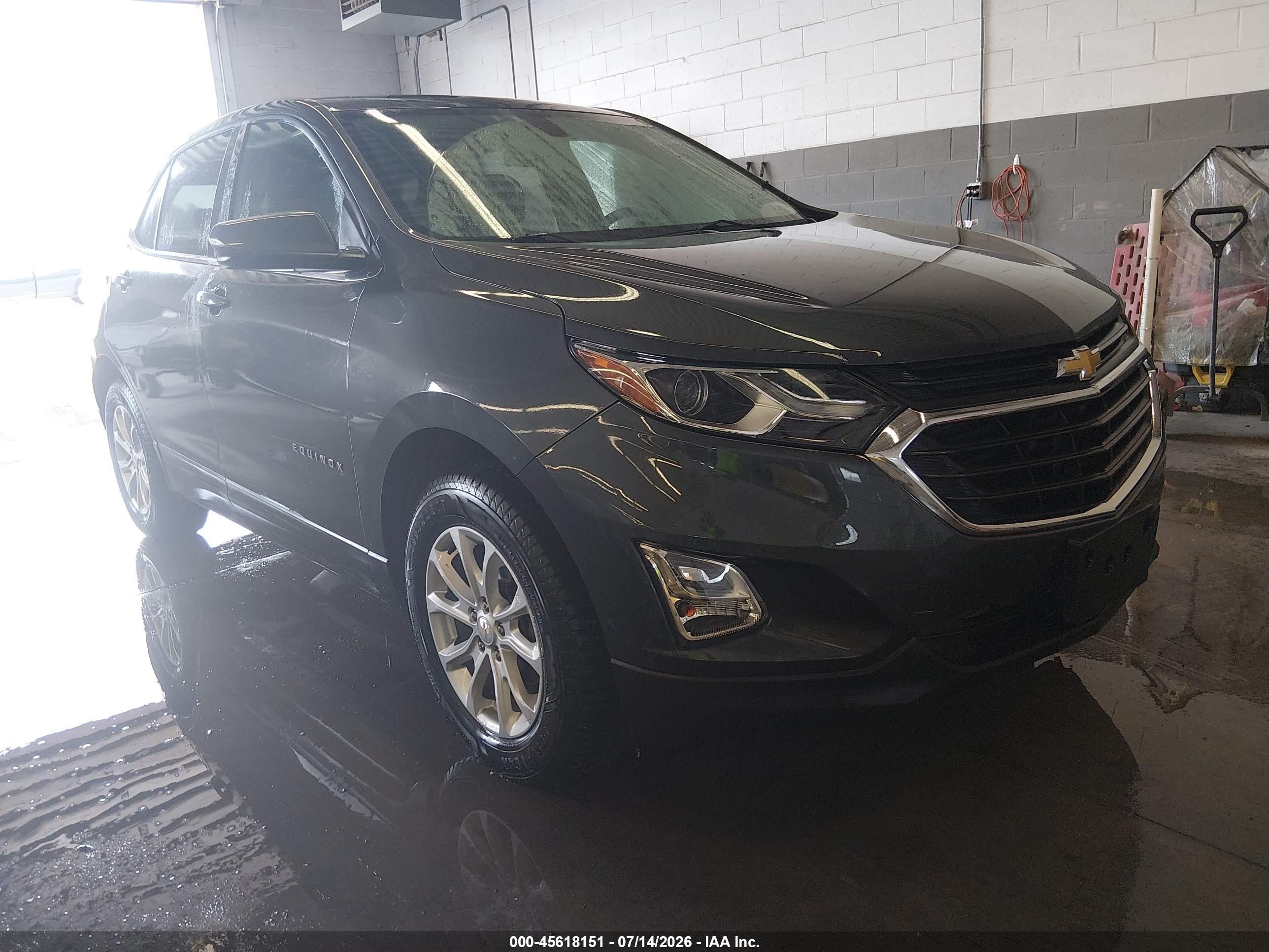 2019 Chevrolet Equinox LT, VIN 2GNAXUEV4K6276825 — Normal wear