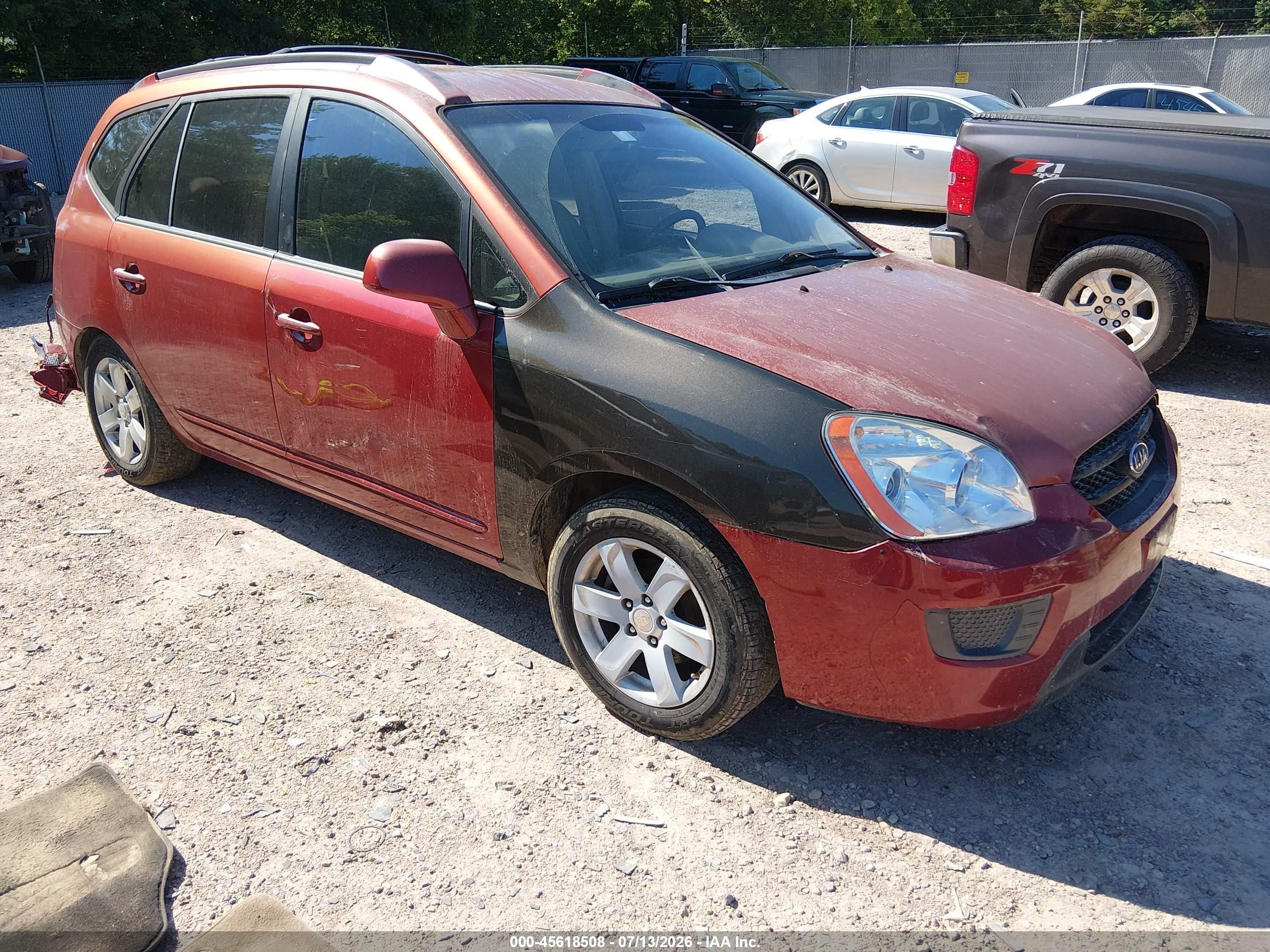 2007 Kia Rondo LX, VIN KNAFG525677121576 — Rear end