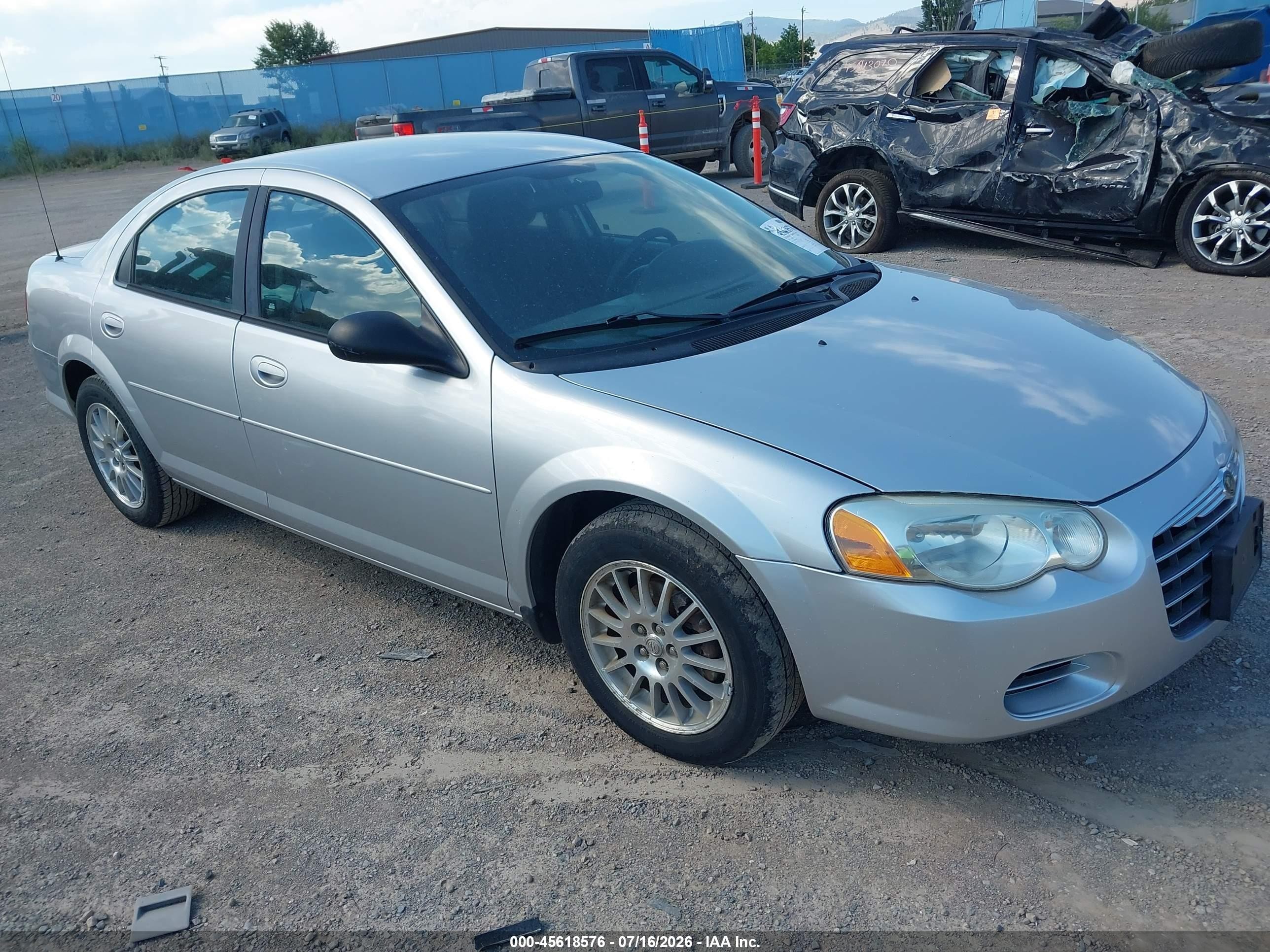 2004 Chrysler Sebring, VIN 1C3EL46T74N141070 — Normal wear