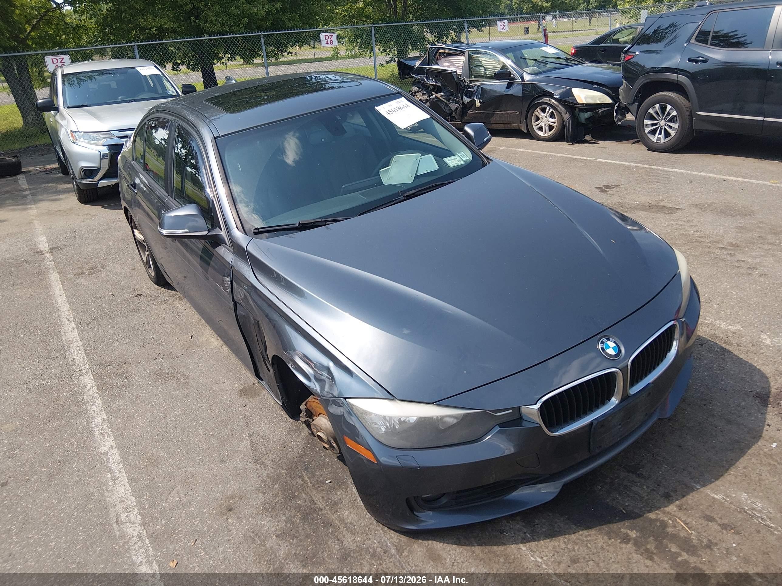 2014 BMW 3 Series 328i xDrive, VIN WBA3B3G57ENR81638 — Side