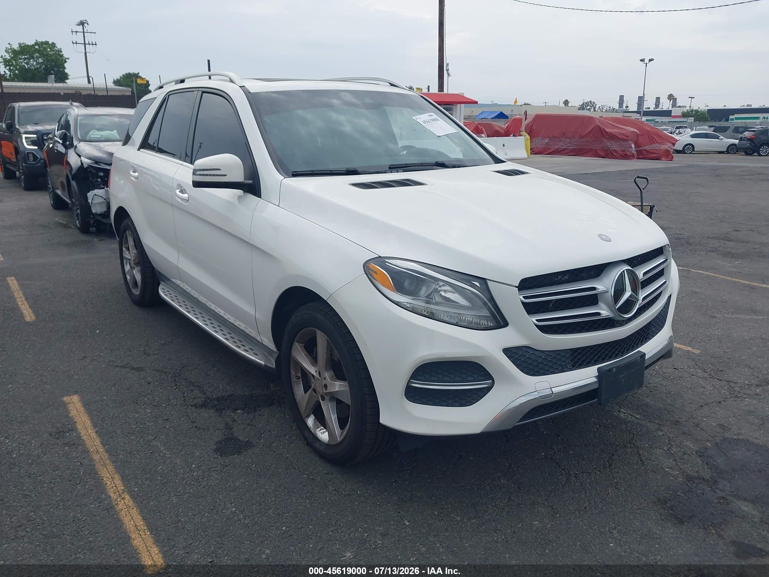 2017 Mercedes-Benz GLE 350, VIN 4JGDA5JB2HA835501 — Undercarriage