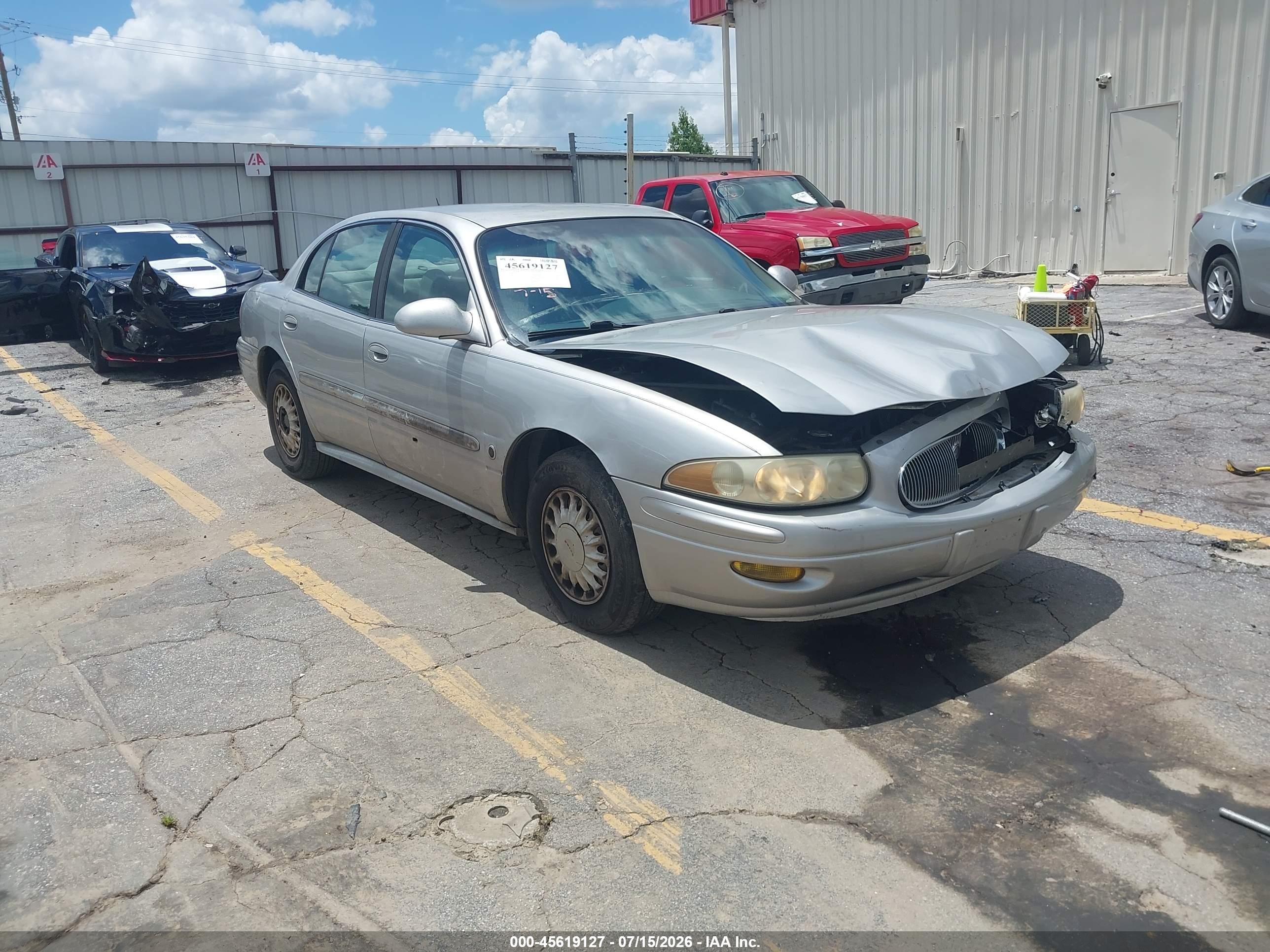 2005 Buick LeSabre Custom, VIN 1G4HP52K05U107281 — Front end