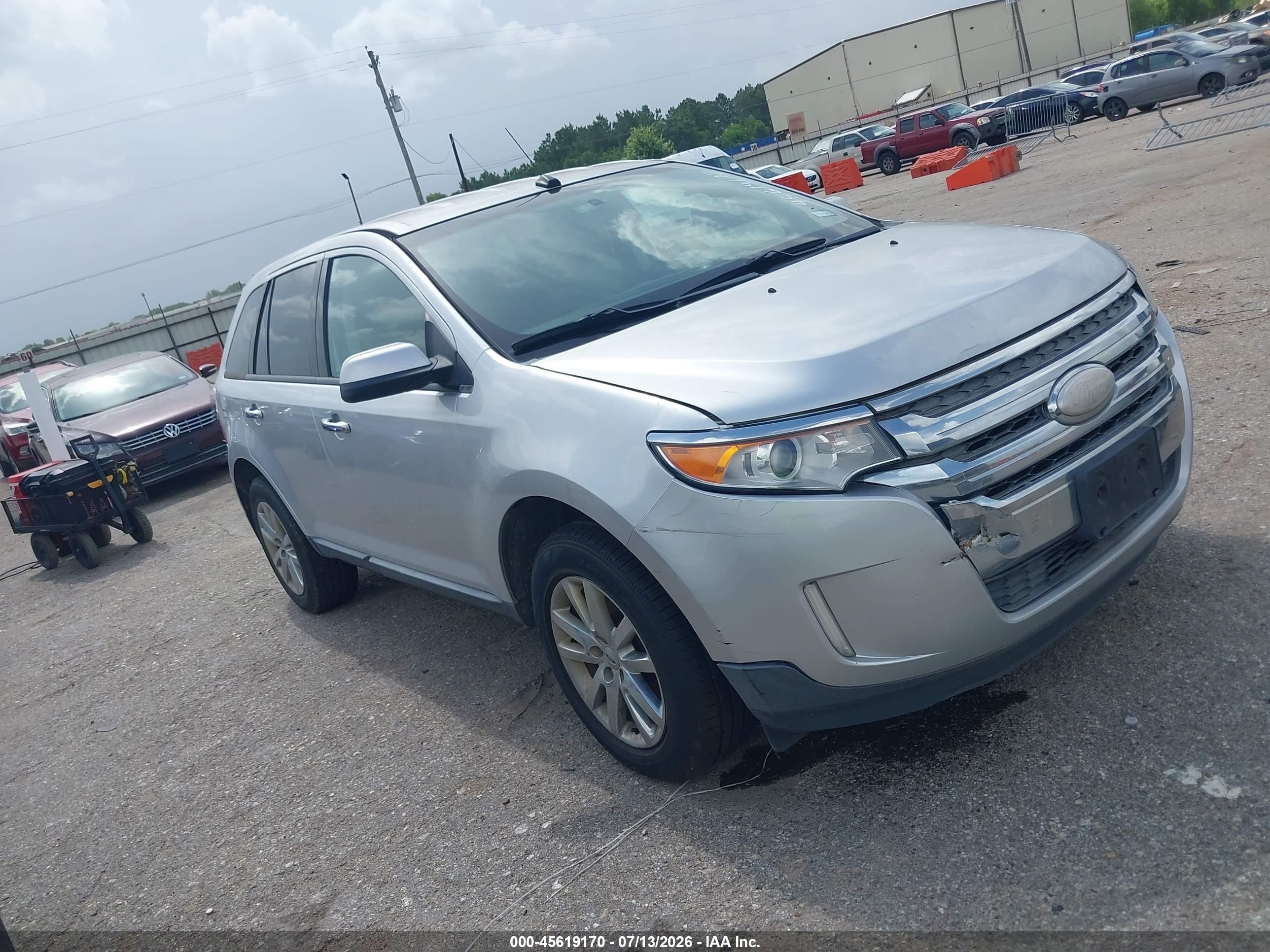 2011 Ford Edge SEL, VIN 2FMDK3JC6BBB60595 — Normal wear