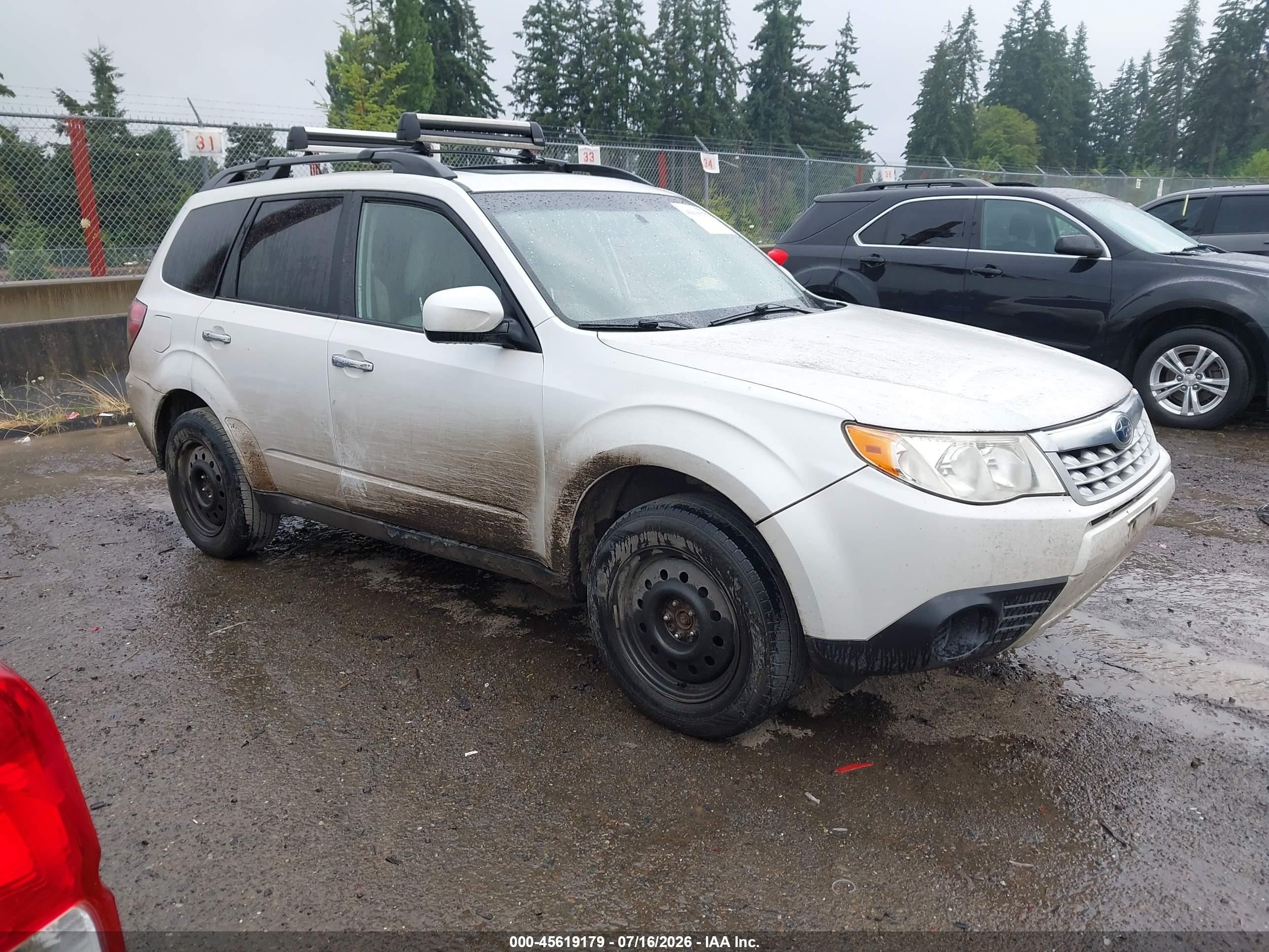 2011 Subaru Forester X Premium, VIN JF2SHBCC4BH742748 — Normal wear