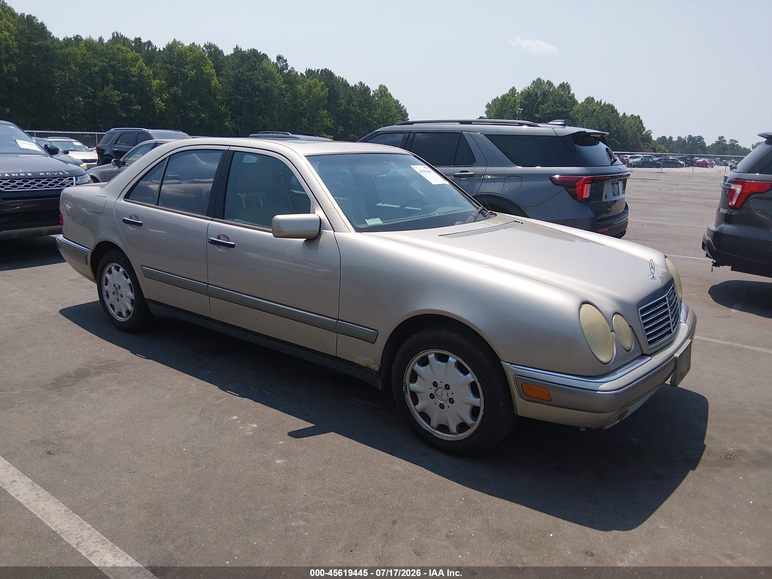 1997 Mercedes-Benz E 320, VIN WDBJF55F4VA415707 — Обычный износ