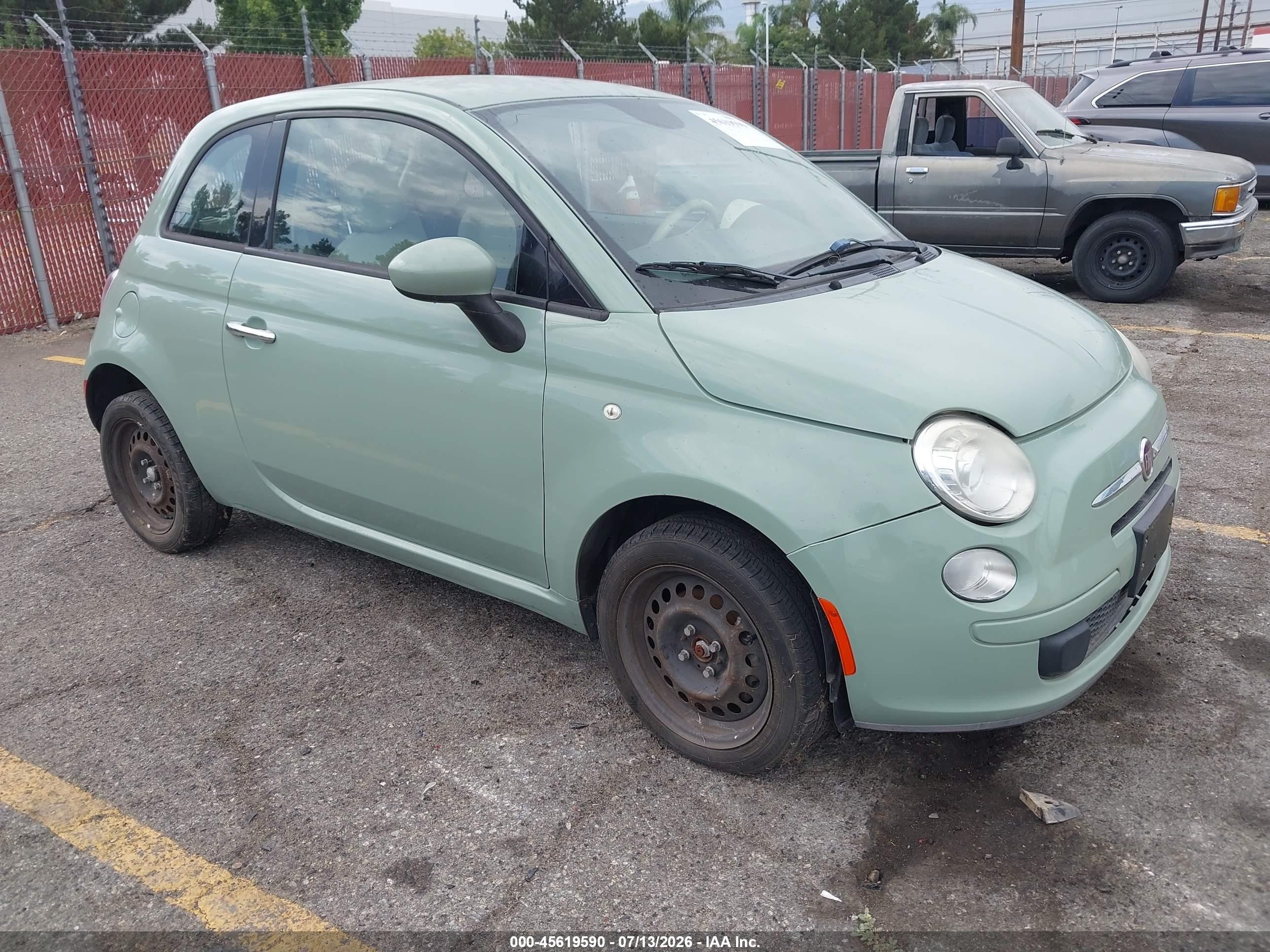 2015 FIAT 500 Pop, VIN 3C3CFFAR5FT624405 — Normal wear