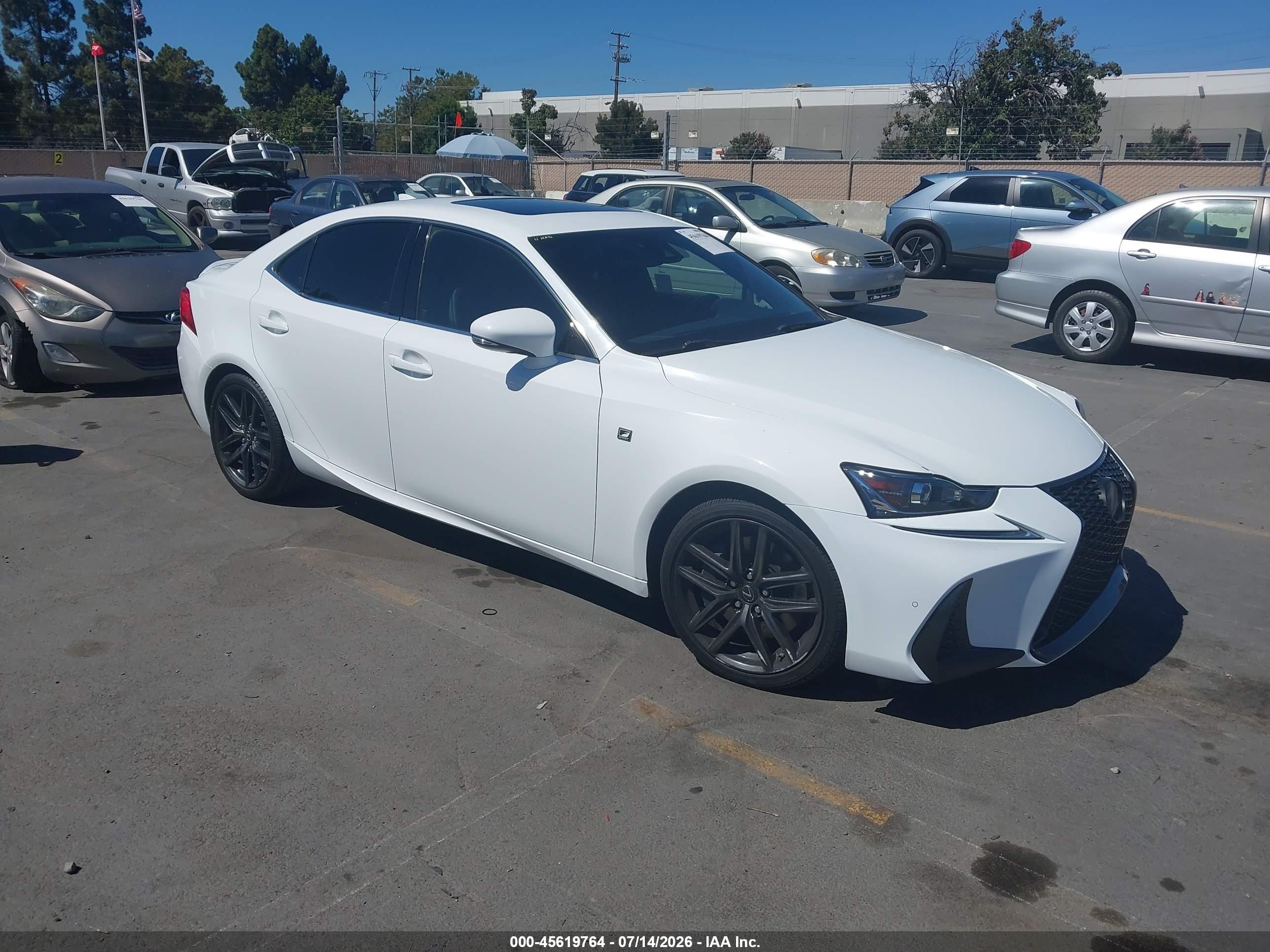 2018 Lexus IS 300, VIN JTHBA1D25J5062018 — Side
