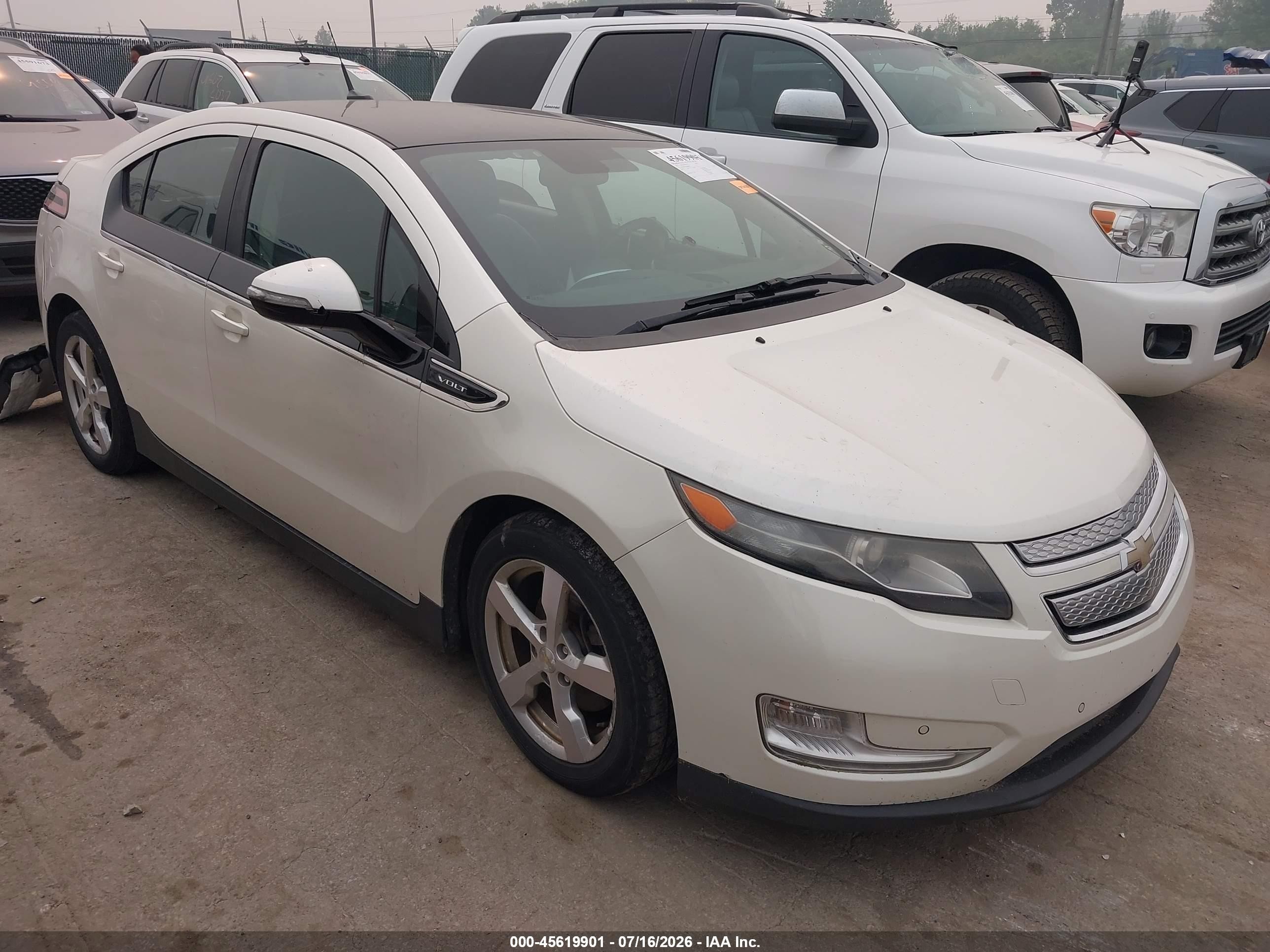 2011 Chevrolet Volt, VIN 1G1RD6E47BU099320 — Normal wear