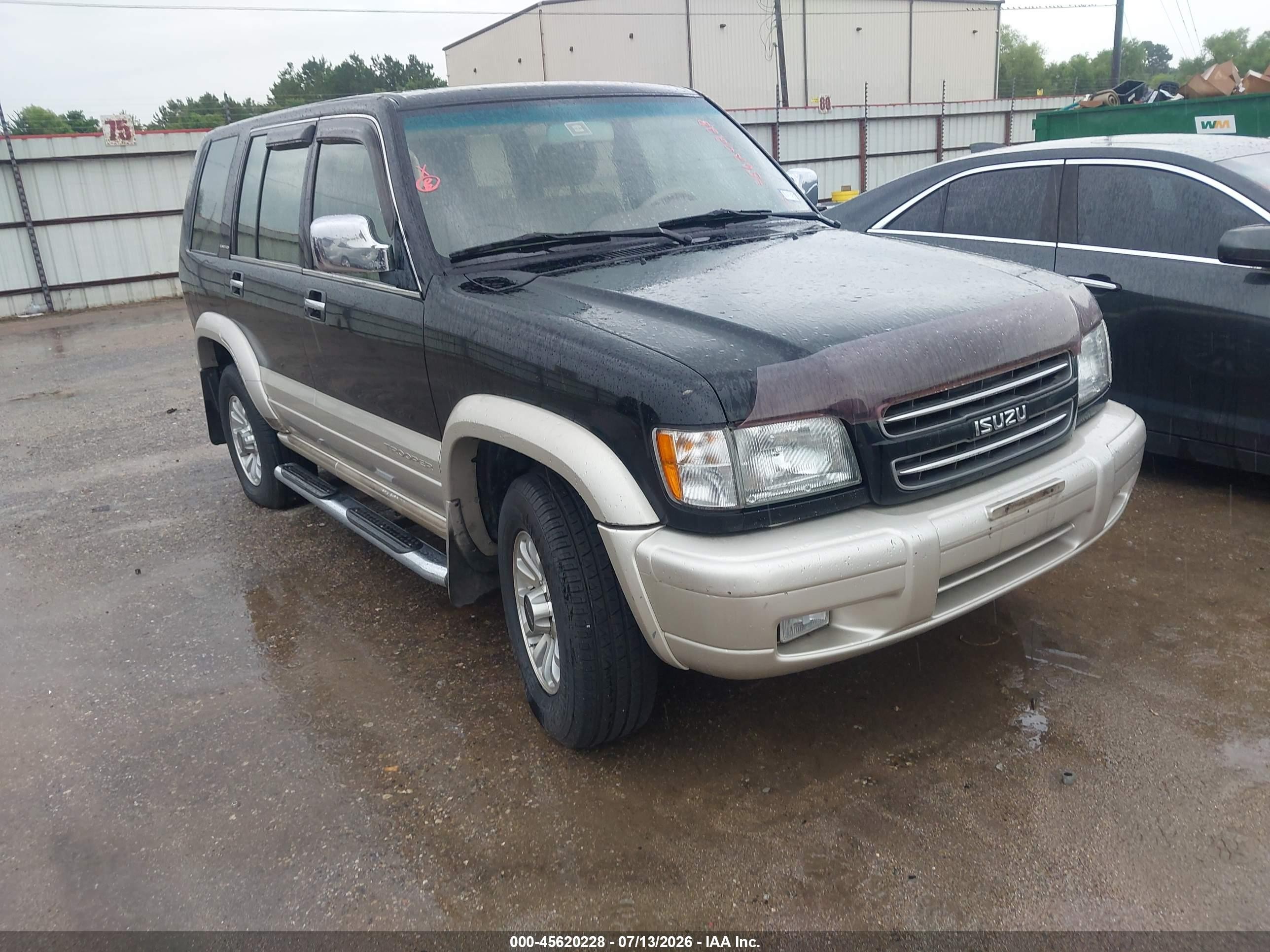 2002 Isuzu Trooper S, VIN JACDS58X527J02753 — Normal wear