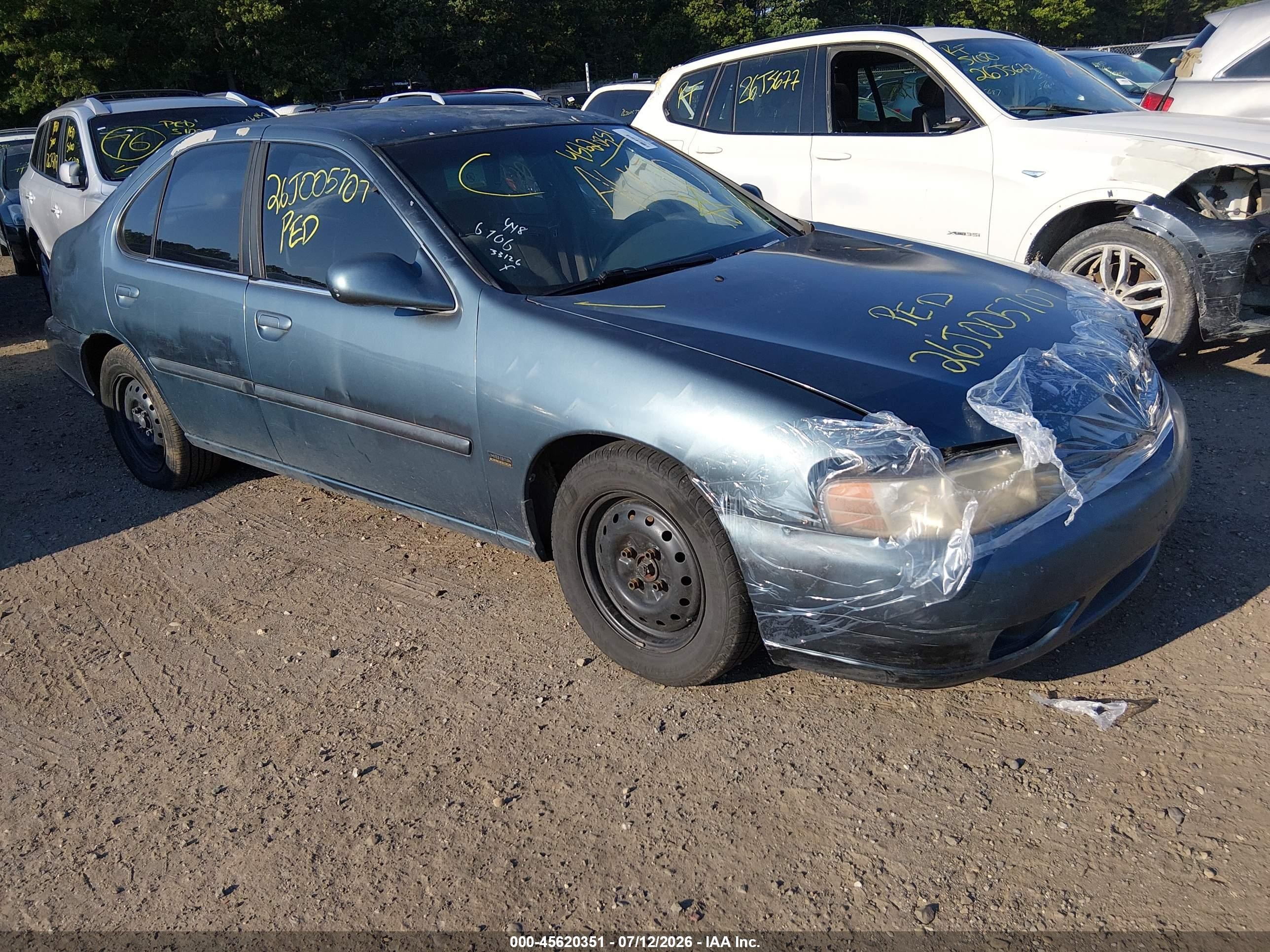 2001 Nissan Altima GXE, VIN 1N4DL01D71C110284 — All over