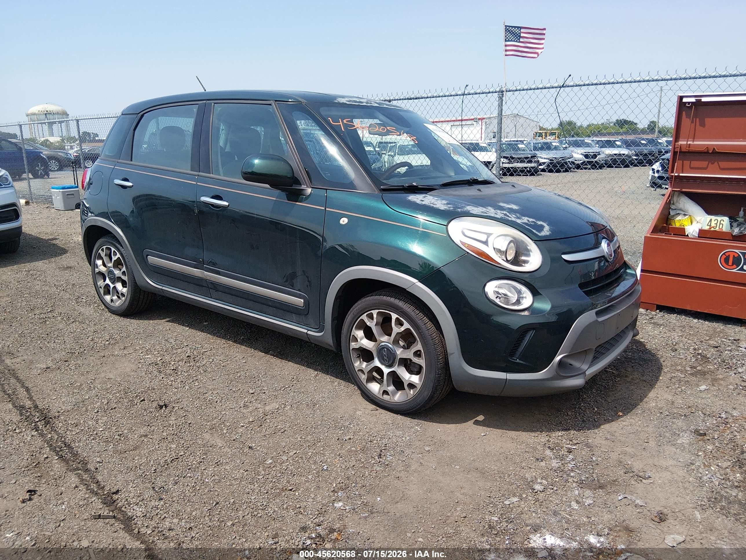 2014 FIAT 500L Trekking, VIN ZFBCFADH6EZ021684 — Normal wear