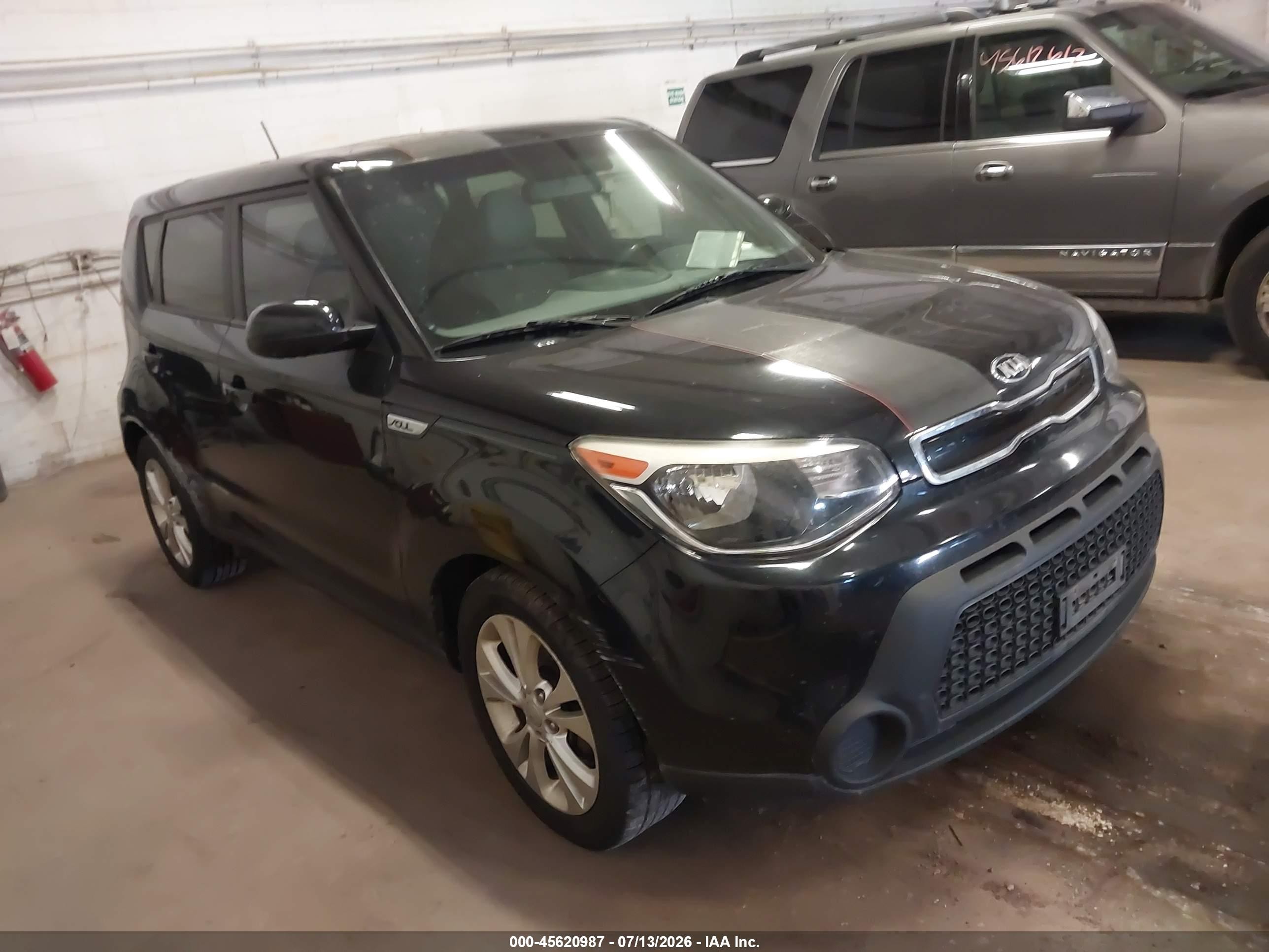2015 Kia Soul +, VIN KNDJP3A50F7228897 — Normal wear