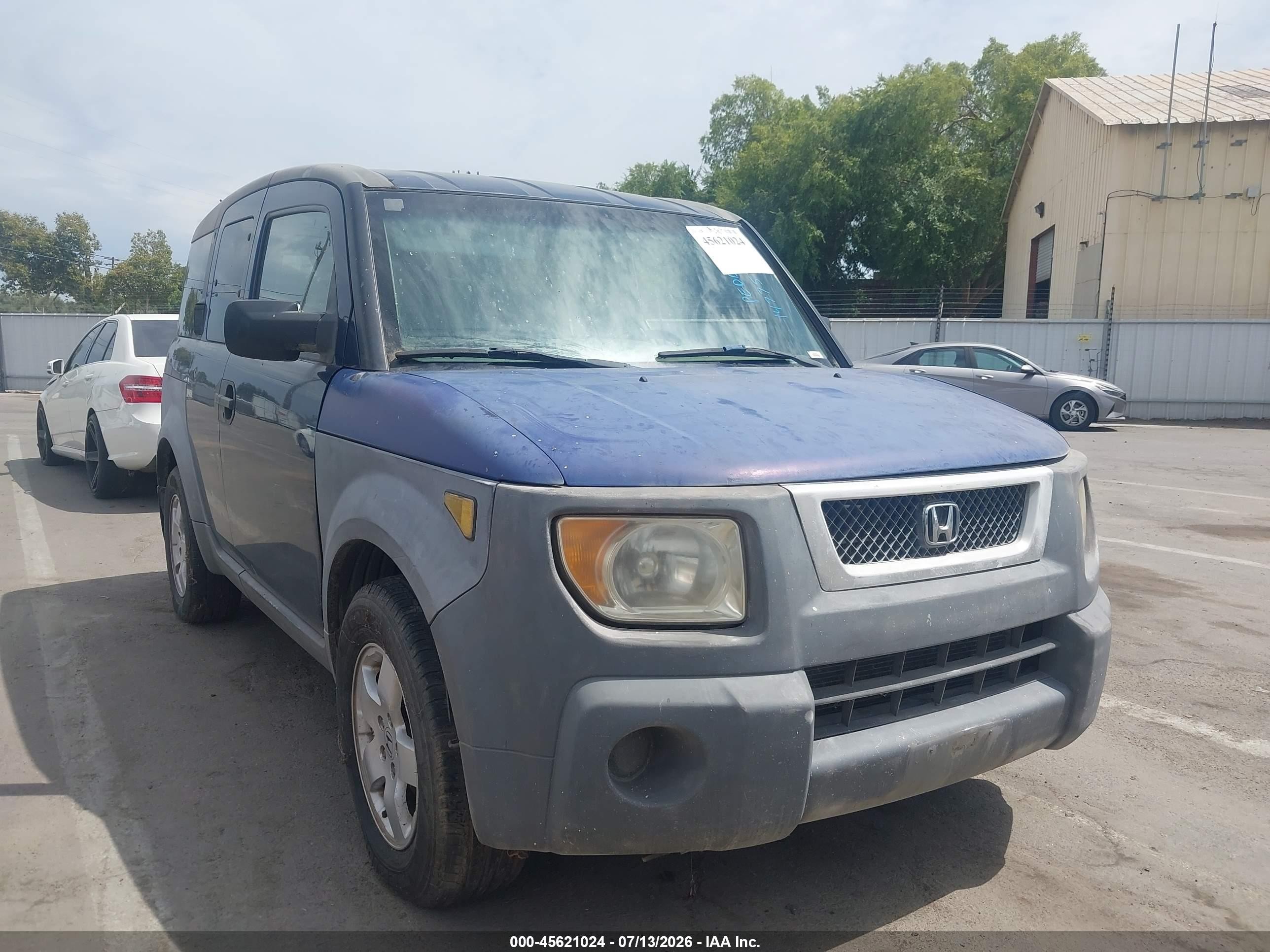 2003 Honda Element EX, VIN 5J6YH286X3L050546 — Normal wear