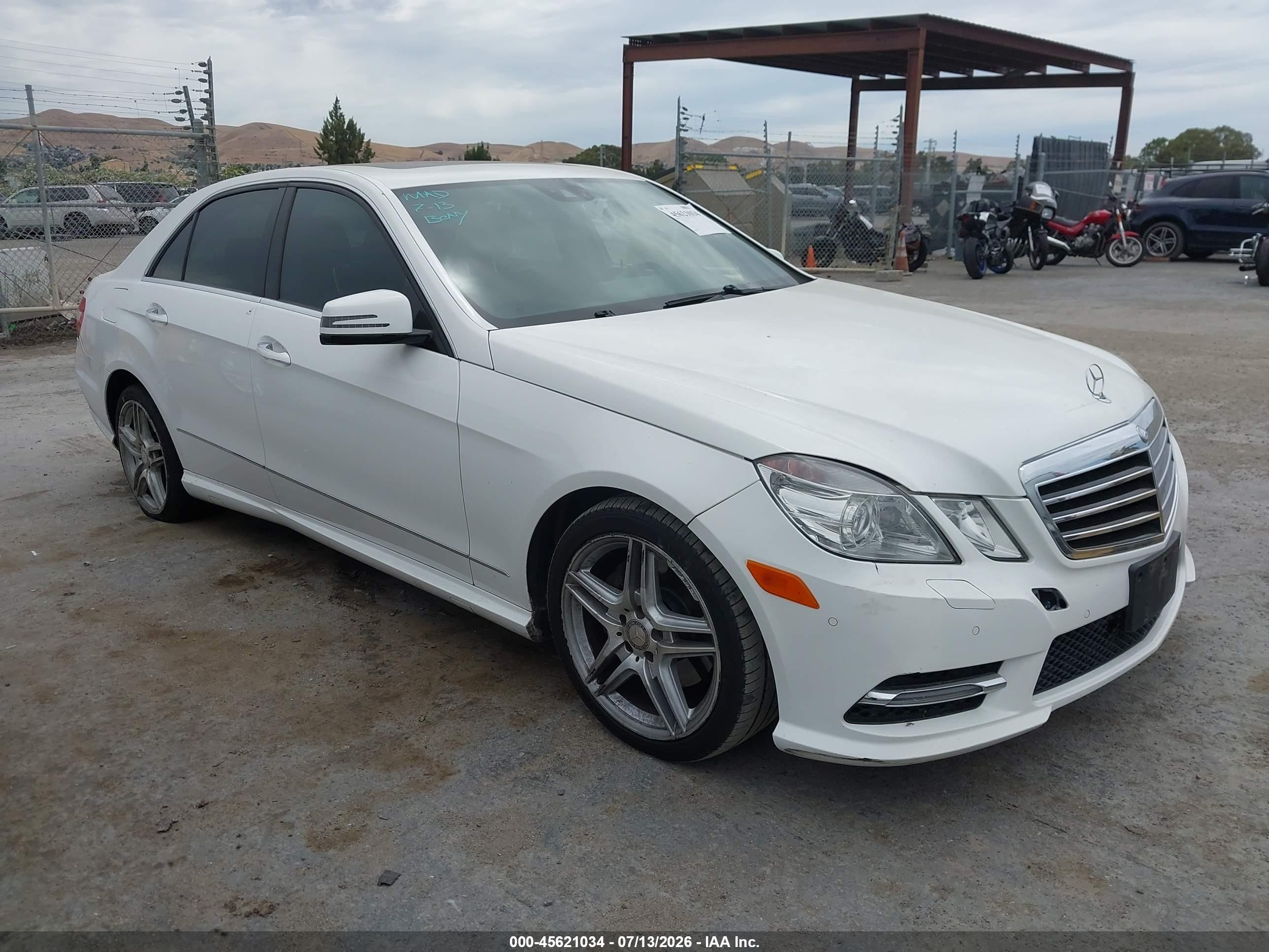 2013 Mercedes-Benz E 350 Sport, VIN WDDHF5KB4DA762170 — Normal wear