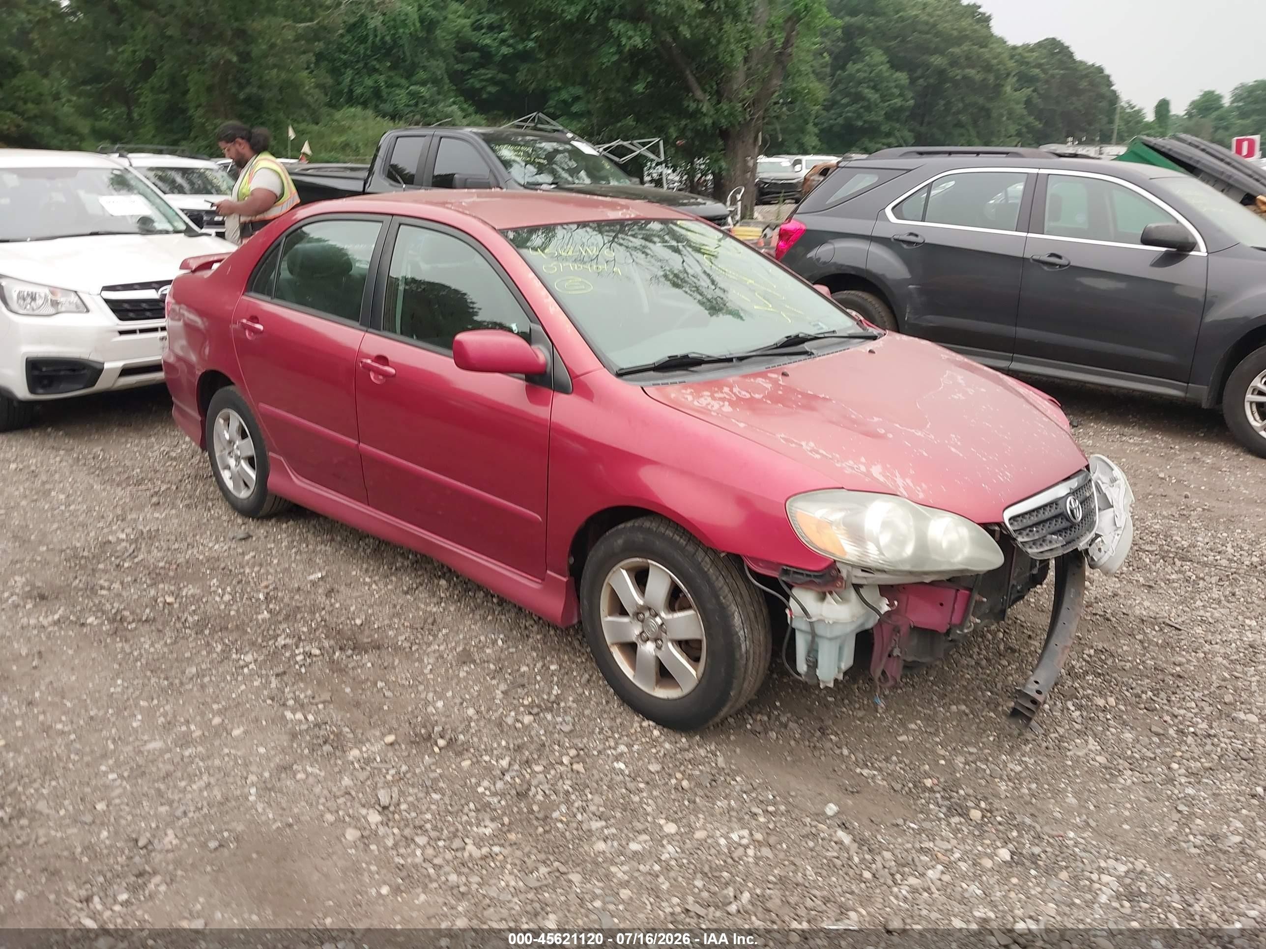 2007 Toyota Corolla CE, VIN 2T1BR32E27C726497 — Перед