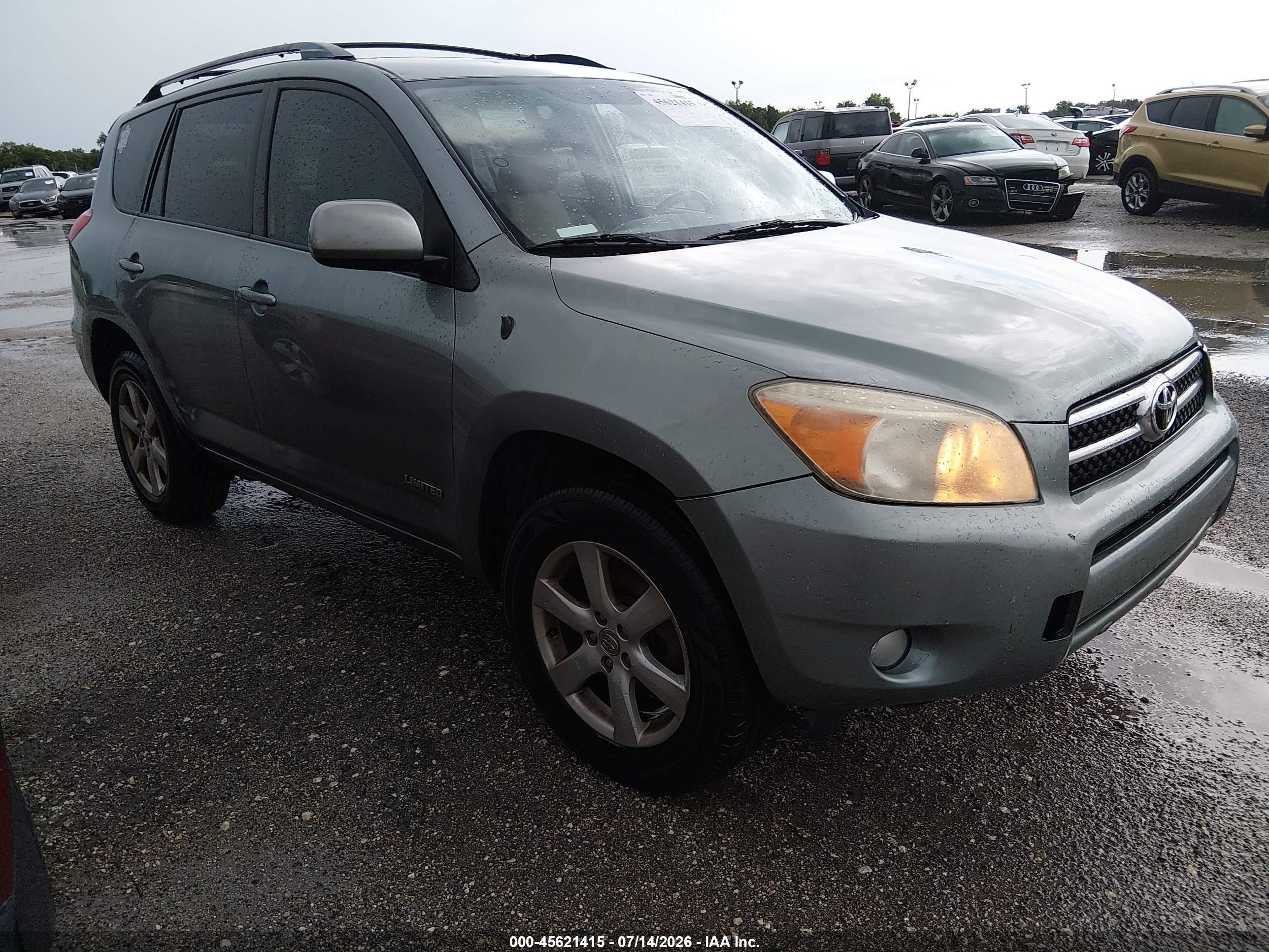 2008 Toyota RAV4 Limited, VIN JTMZD34V285114759 — Normal wear