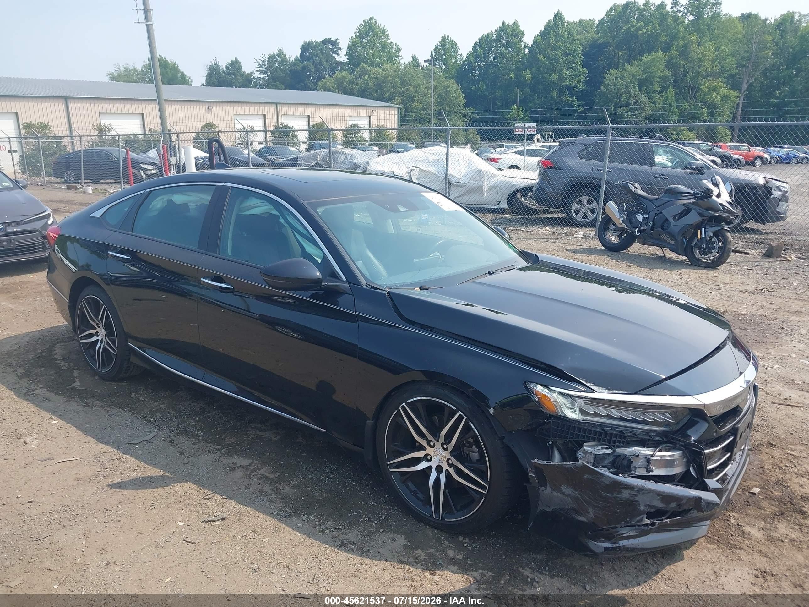 2021 Honda Accord Touring, VIN 1HGCV2F96MA004801 — Side